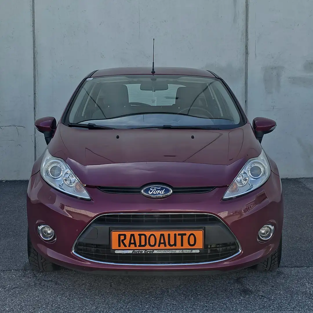 Ford Fiesta Titanium 1,25 **ERSTBESITZ**PICKERL NEU** Rot - 2