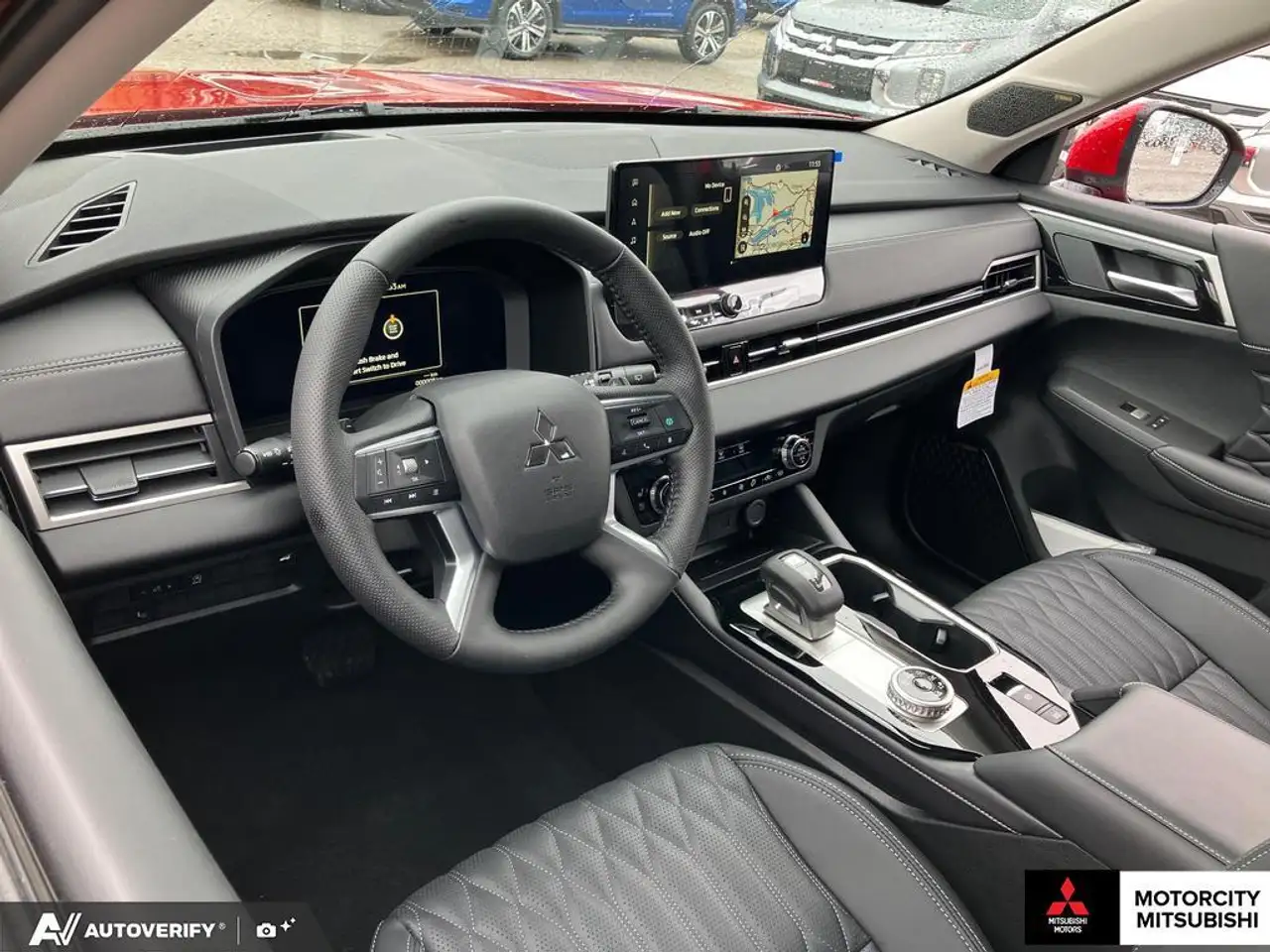 Mitsubishi Outlander снимка Mitsubishi Outlander