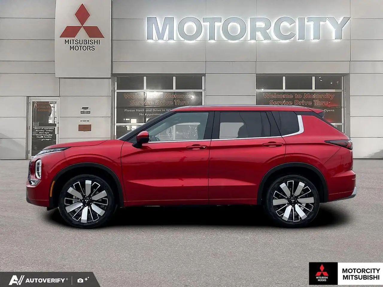 Mitsubishi Outlander снимка Mitsubishi Outlander