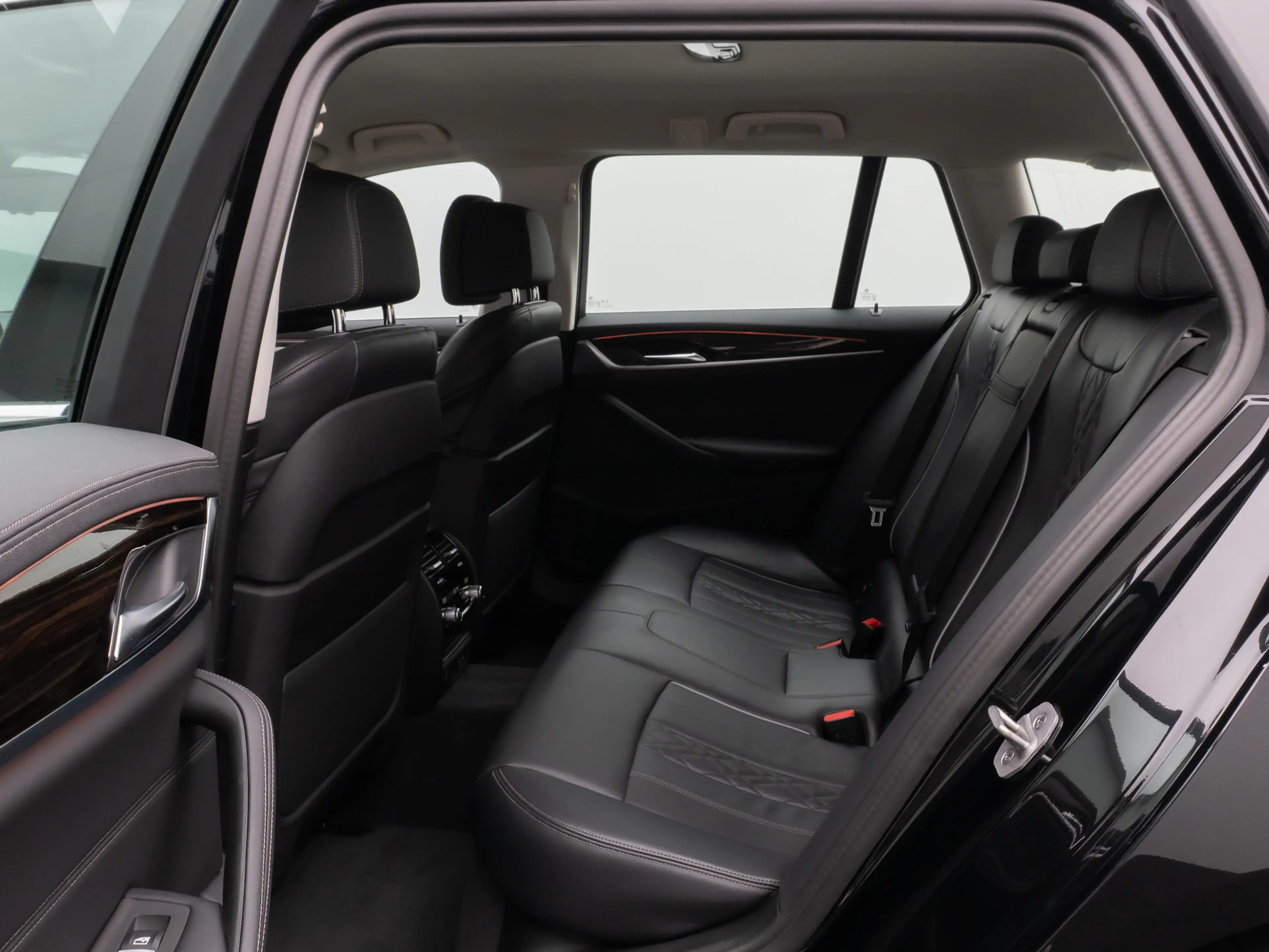BMW 540 Luxury Line Laser 360°HUD DAB HiFi AHK — photo 26