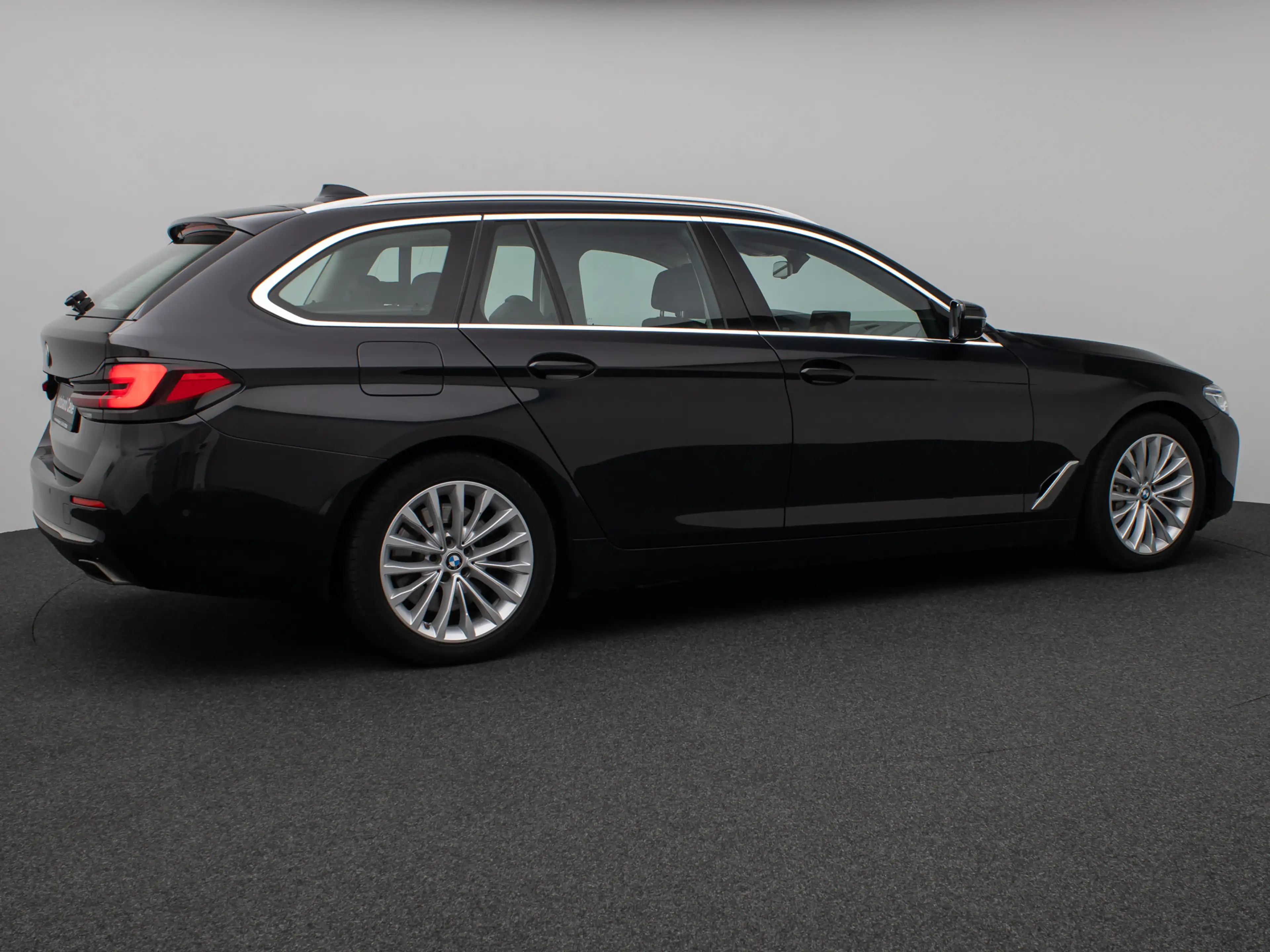 BMW 540 Luxury Line Laser 360°HUD DAB HiFi AHK — photo 6