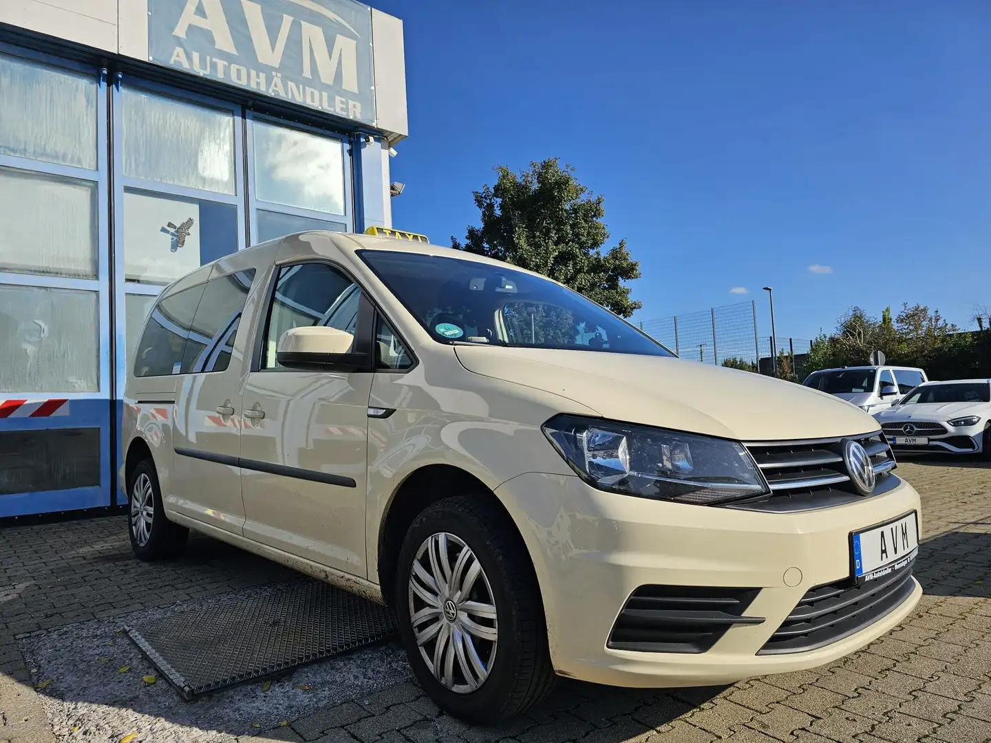 Volkswagen Caddy Maxi Trendline BMT Taxi, 7 Sitzer, Leder Jaune - 2