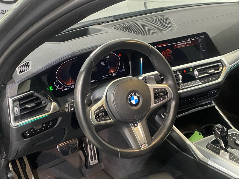 BMW 330 i M Sport / Navi Panoramadach RFK — photo 4