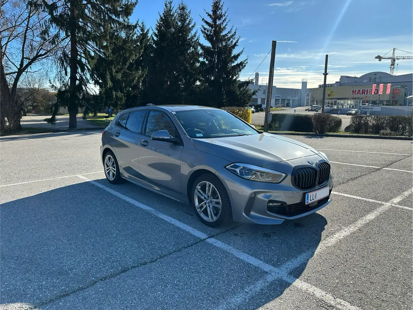 BMW 118 118d Aut. M Paket Grau - 1