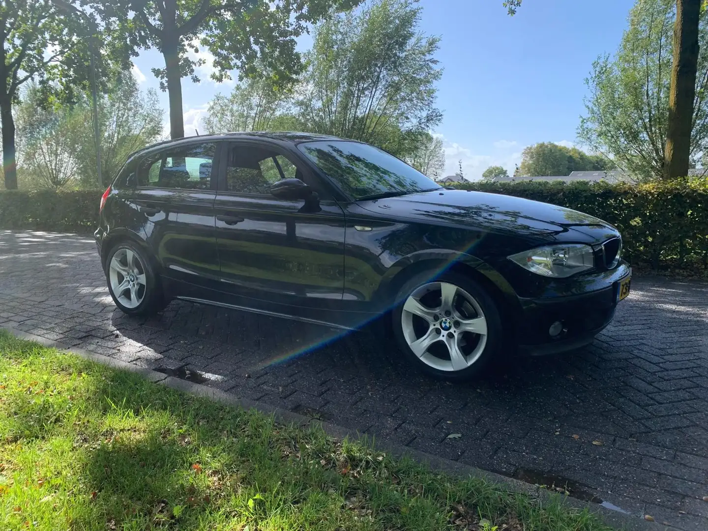 BMW 118 1-serie 118i Zwart - 2