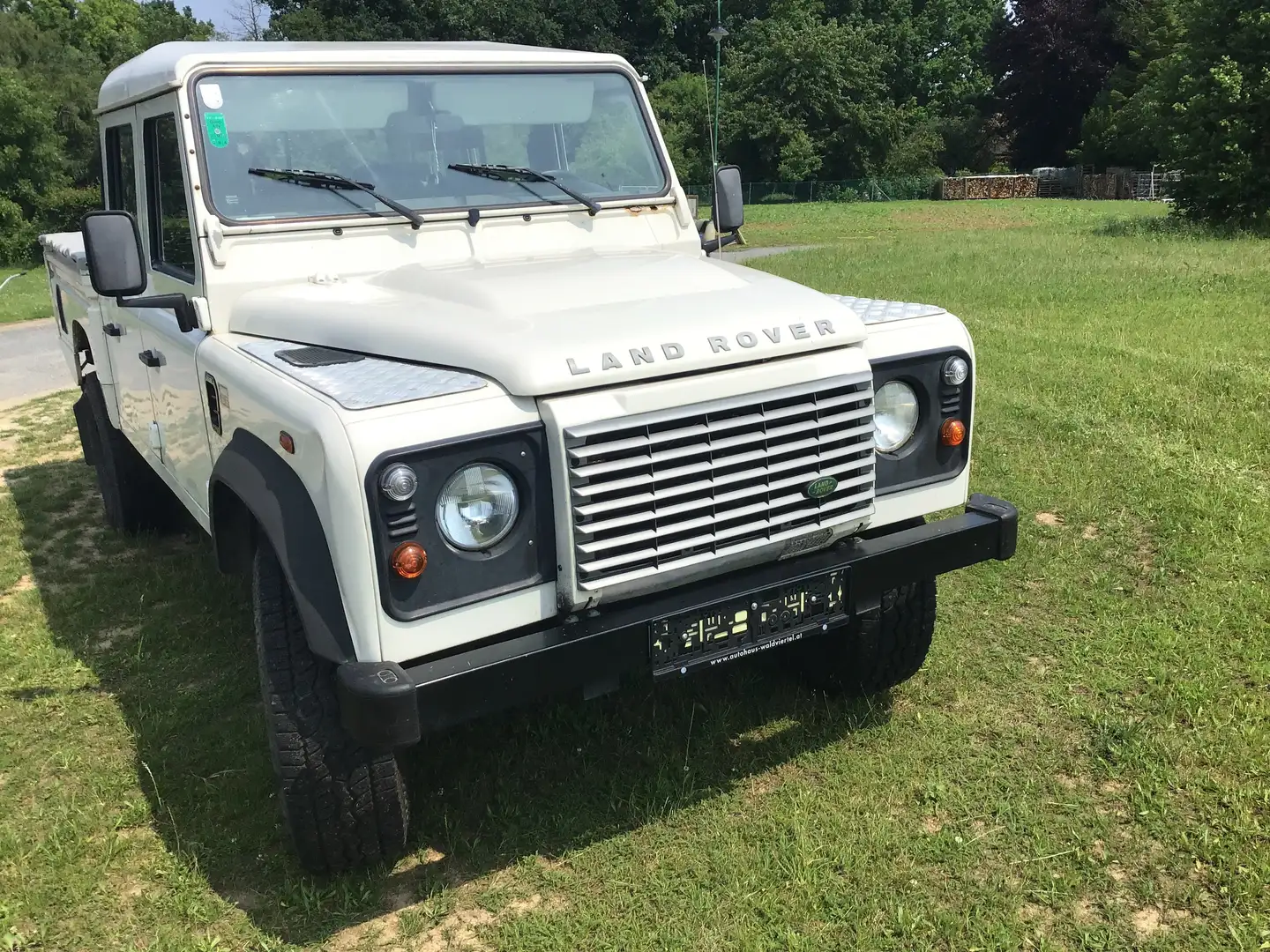 Land Rover Defender 130 DCAP Pickup Blanc - 1