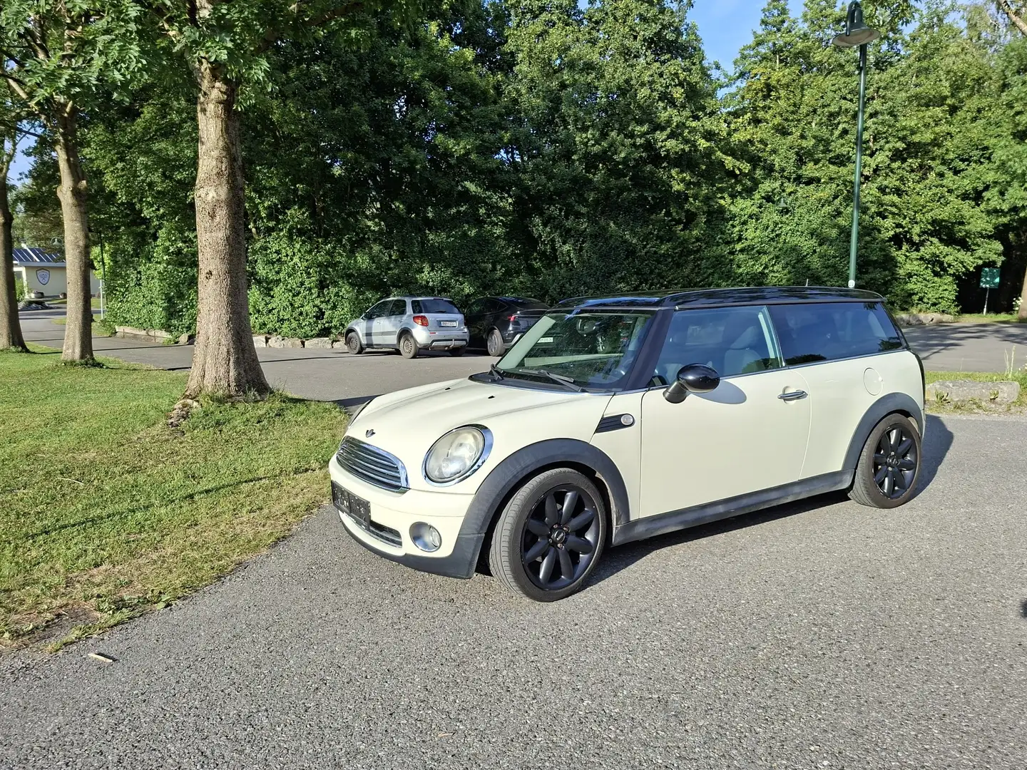 MINI Cooper Clubman 1,6 Austrian Pepper Beige - 2