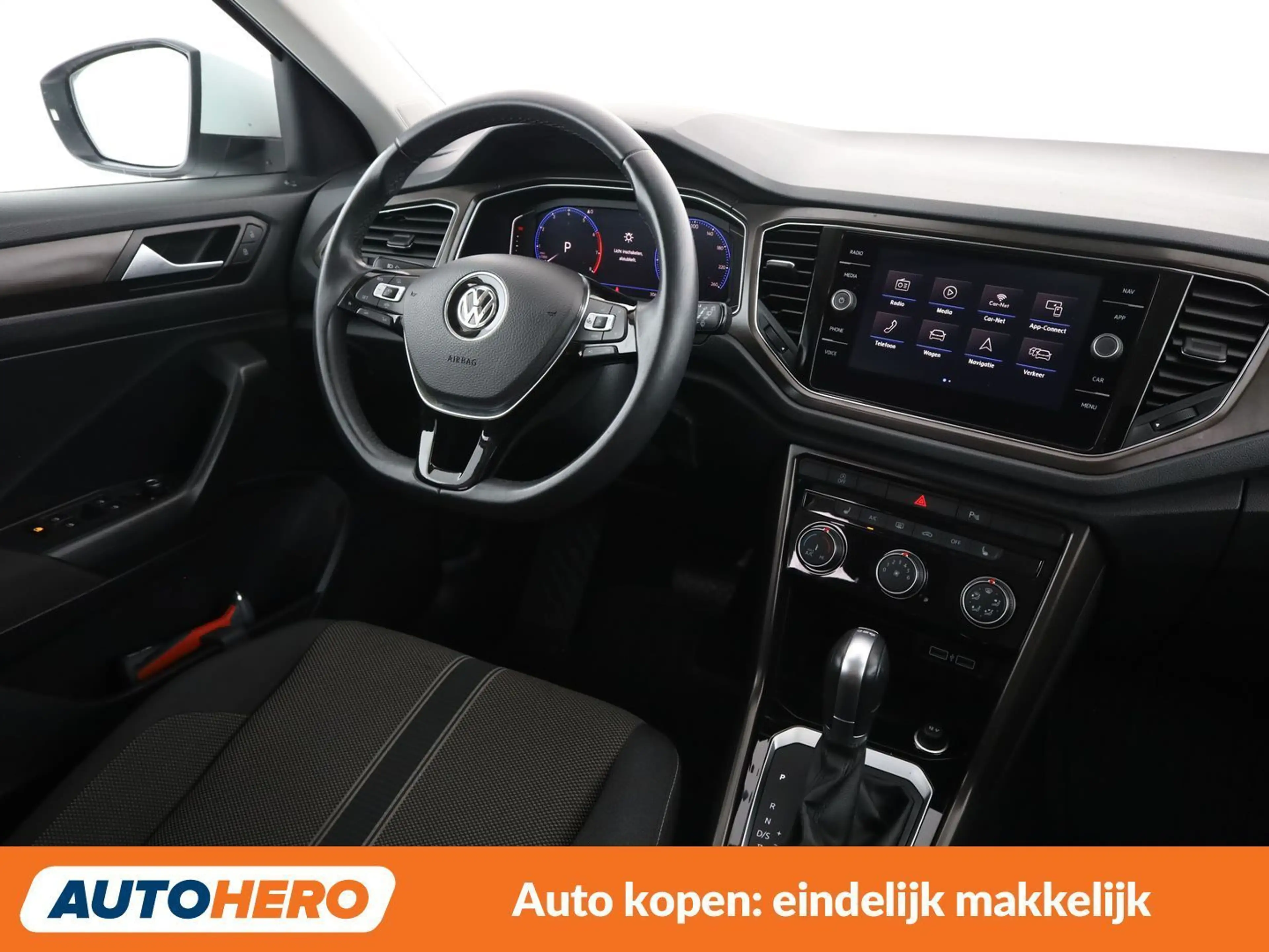 Volkswagen T-Roc 1.5 TSI ACT Style — photo 13