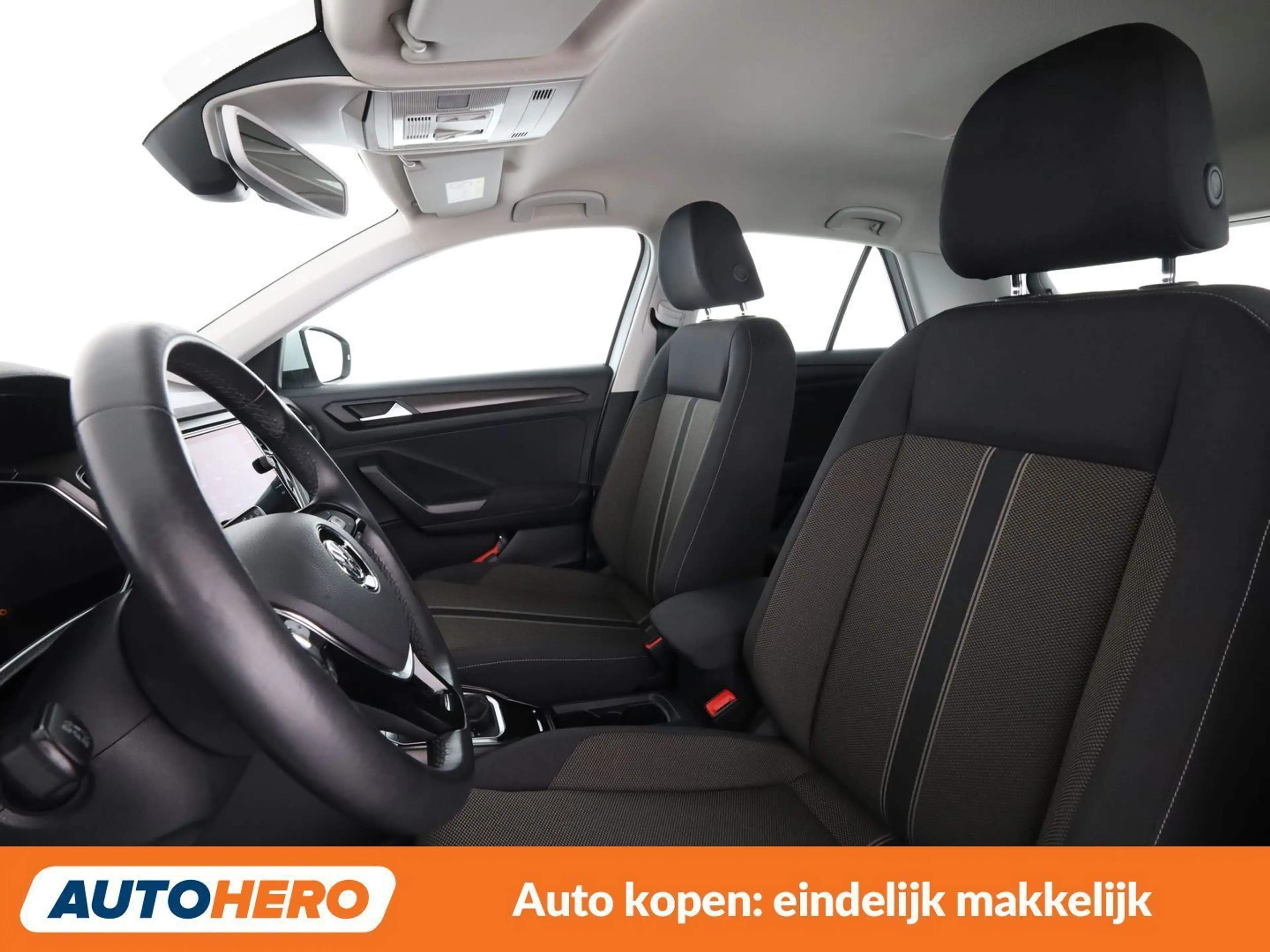 Volkswagen T-Roc 1.5 TSI ACT Style — photo 10