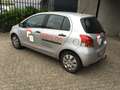 Toyota Yaris 1.3 VVTi Comfort / 5 DEUREN / METALLIC LAK / APK 1 Grijs - thumbnail 4