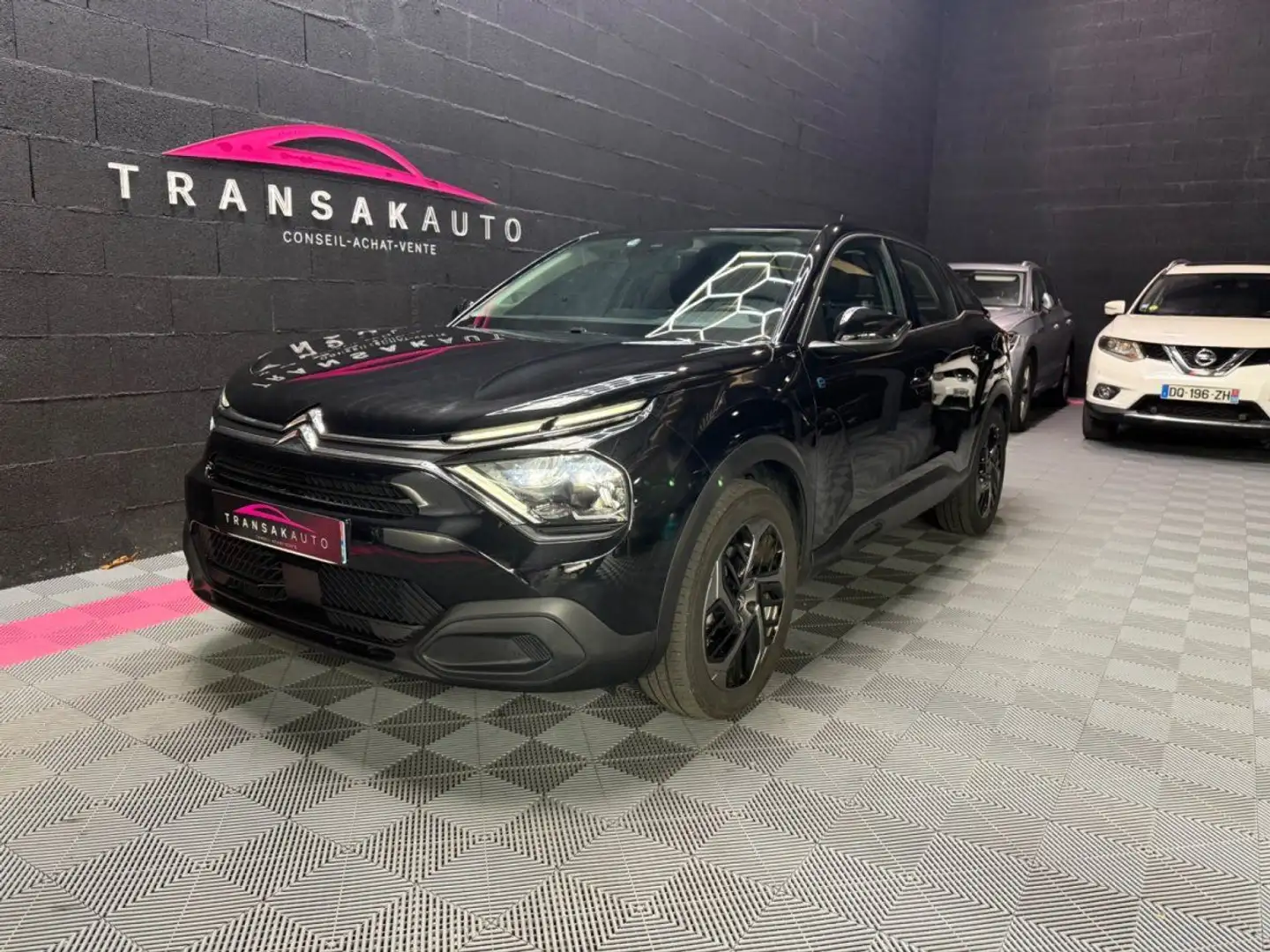 Citroen C4 E-C4 136CH (AUTONOMIE WLTP 350KM) Schwarz - 1