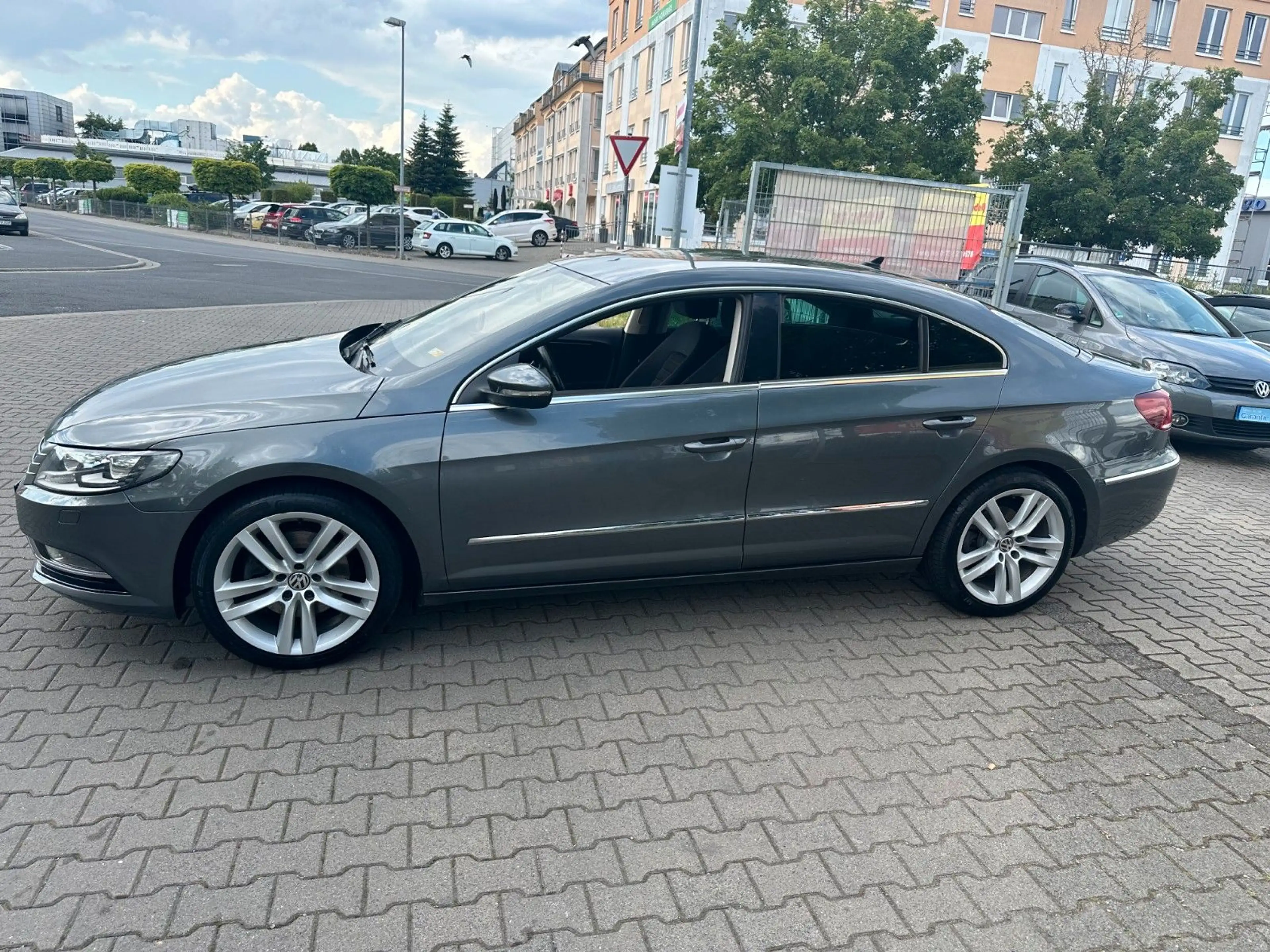 Volkswagen CC 2.0 TDI BMT DSG*GR.NAVI*Bi.XEN*SHZ*PDC+*18ZOL — photo 4