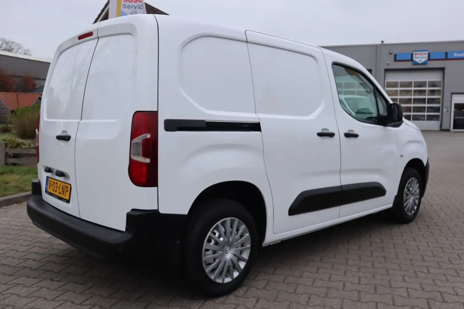 Citroen Berlingo 1.2 PURETECH CLUB 3-PERS Wit - 2