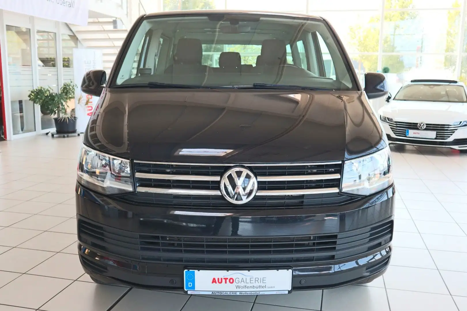 Volkswagen T6 Caravelle 8 Sitze DSG Navi AHK PDC Sitzhzg. Schwarz - 2