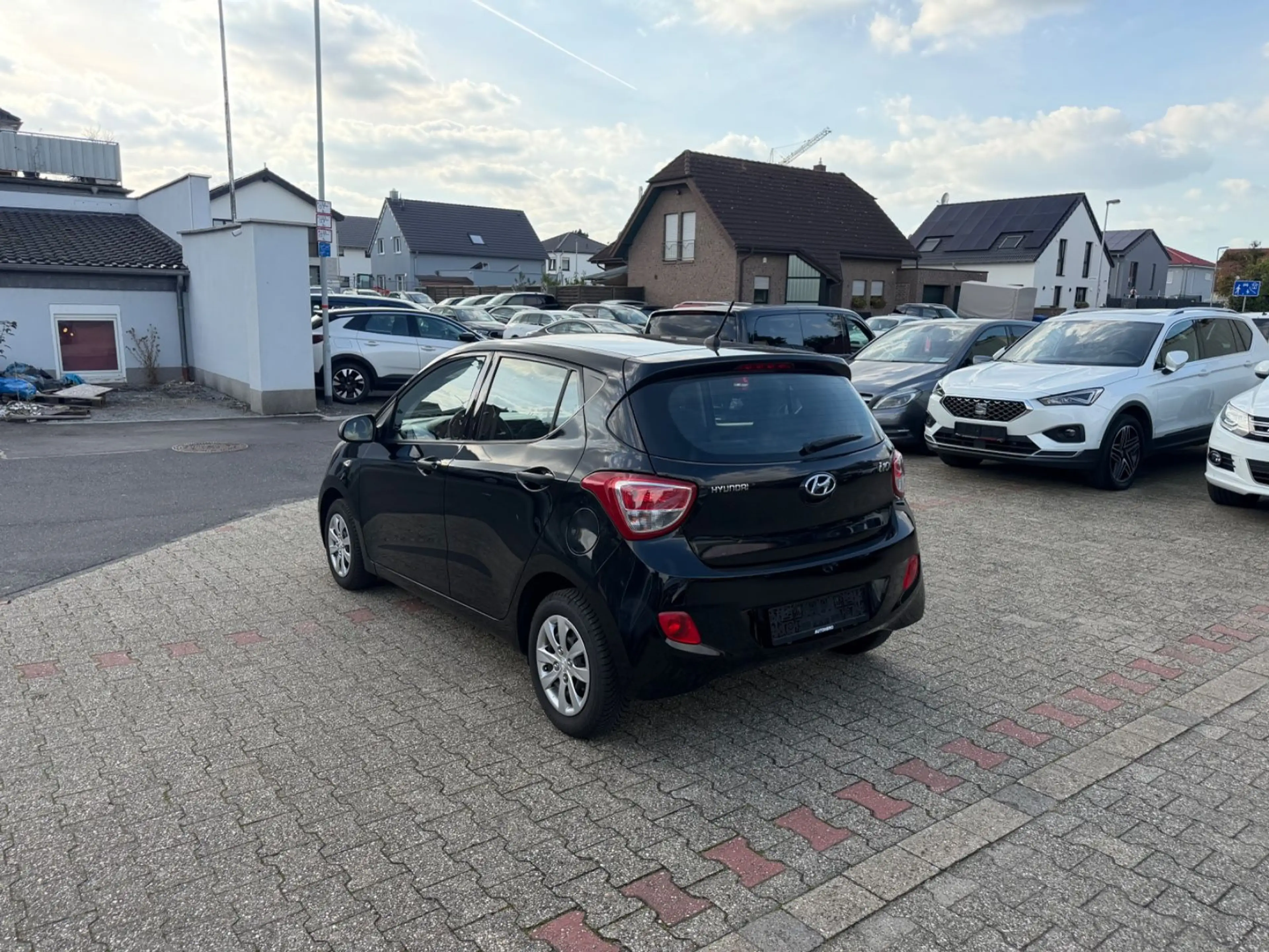 Hyundai i10 Classic Klima 5-trg Allwetter AUX — photo 3