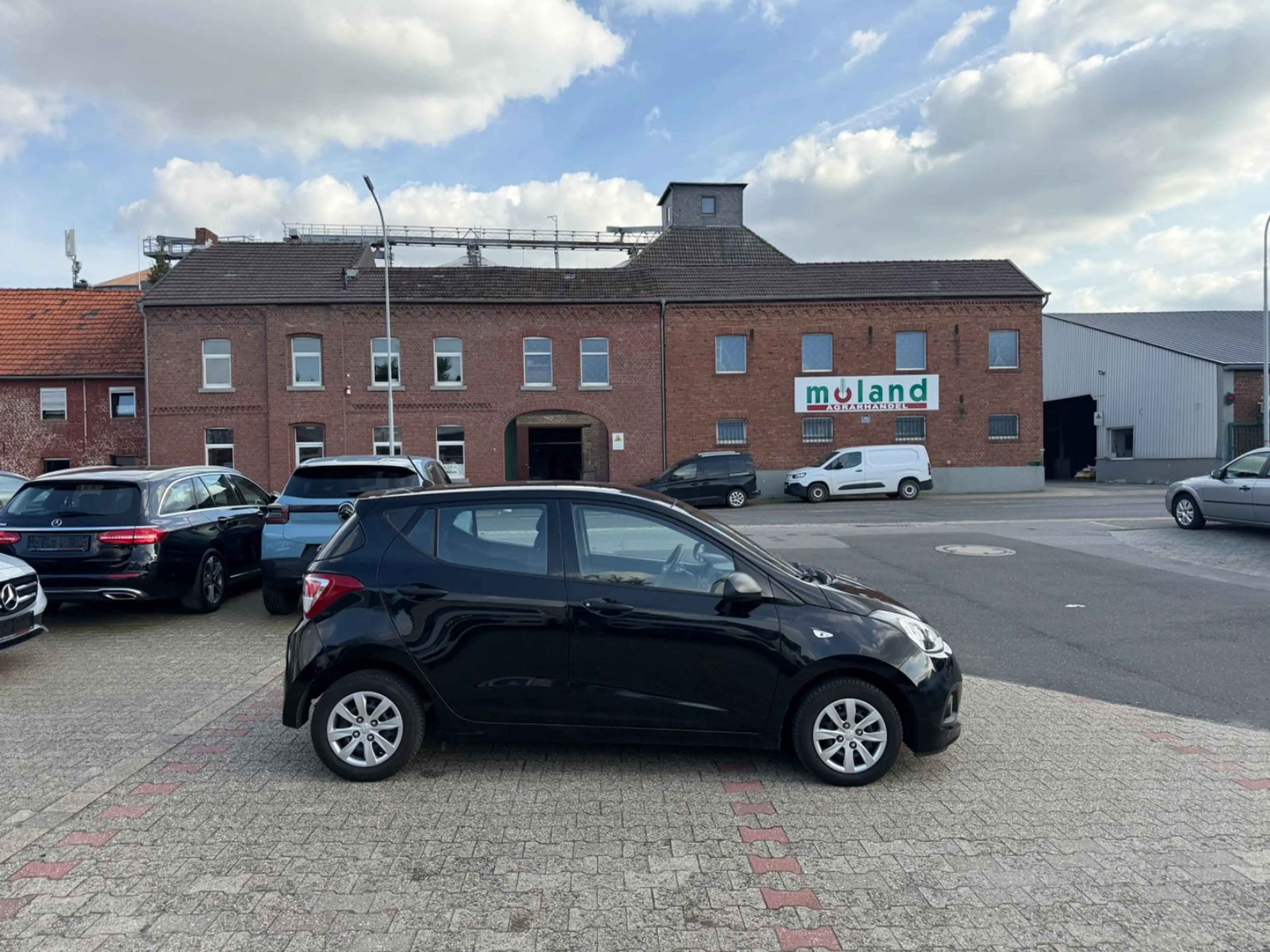Hyundai i10 Classic Klima 5-trg Allwetter AUX — photo 5