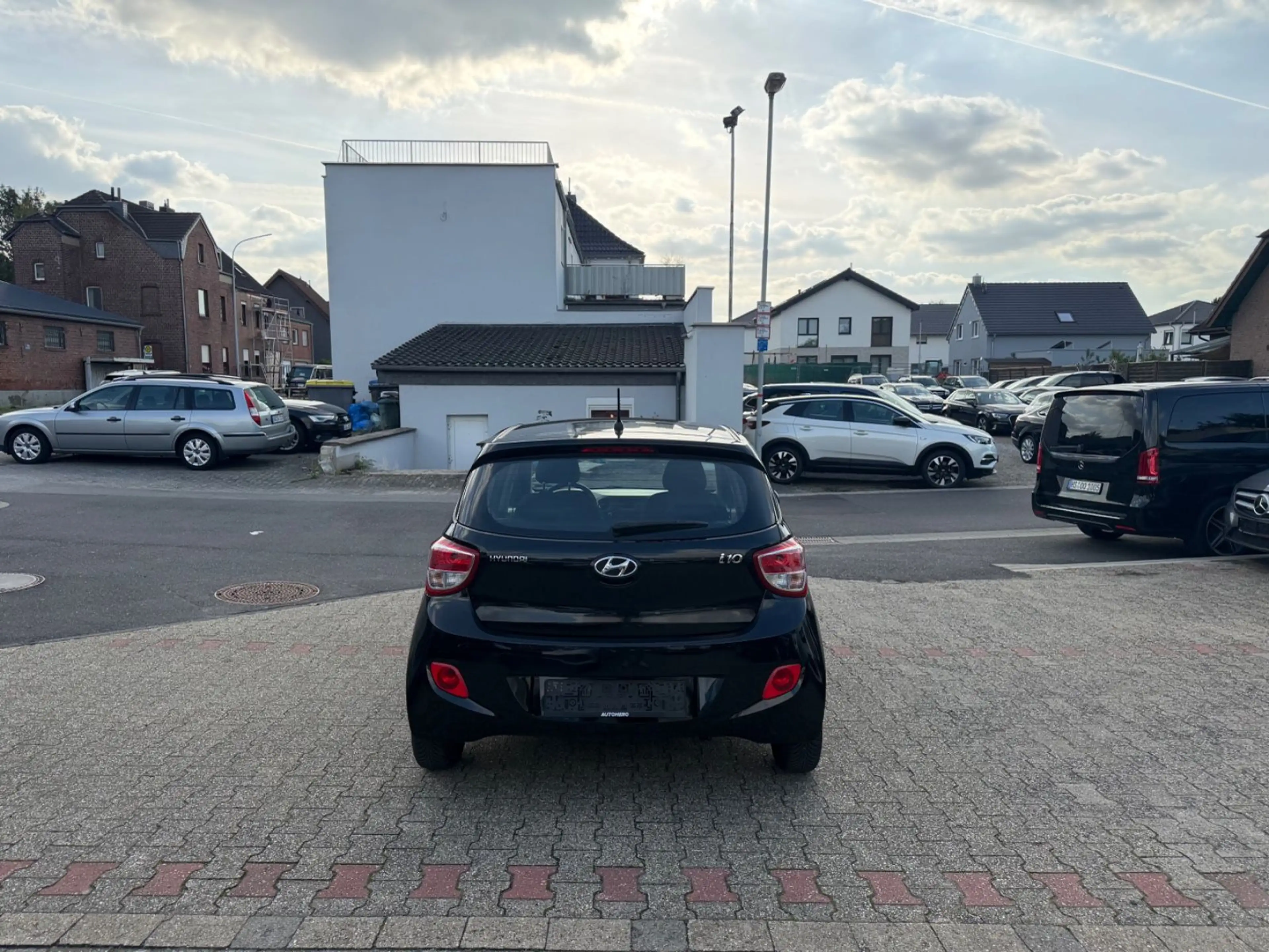 Hyundai i10 Classic Klima 5-trg Allwetter AUX — photo 7