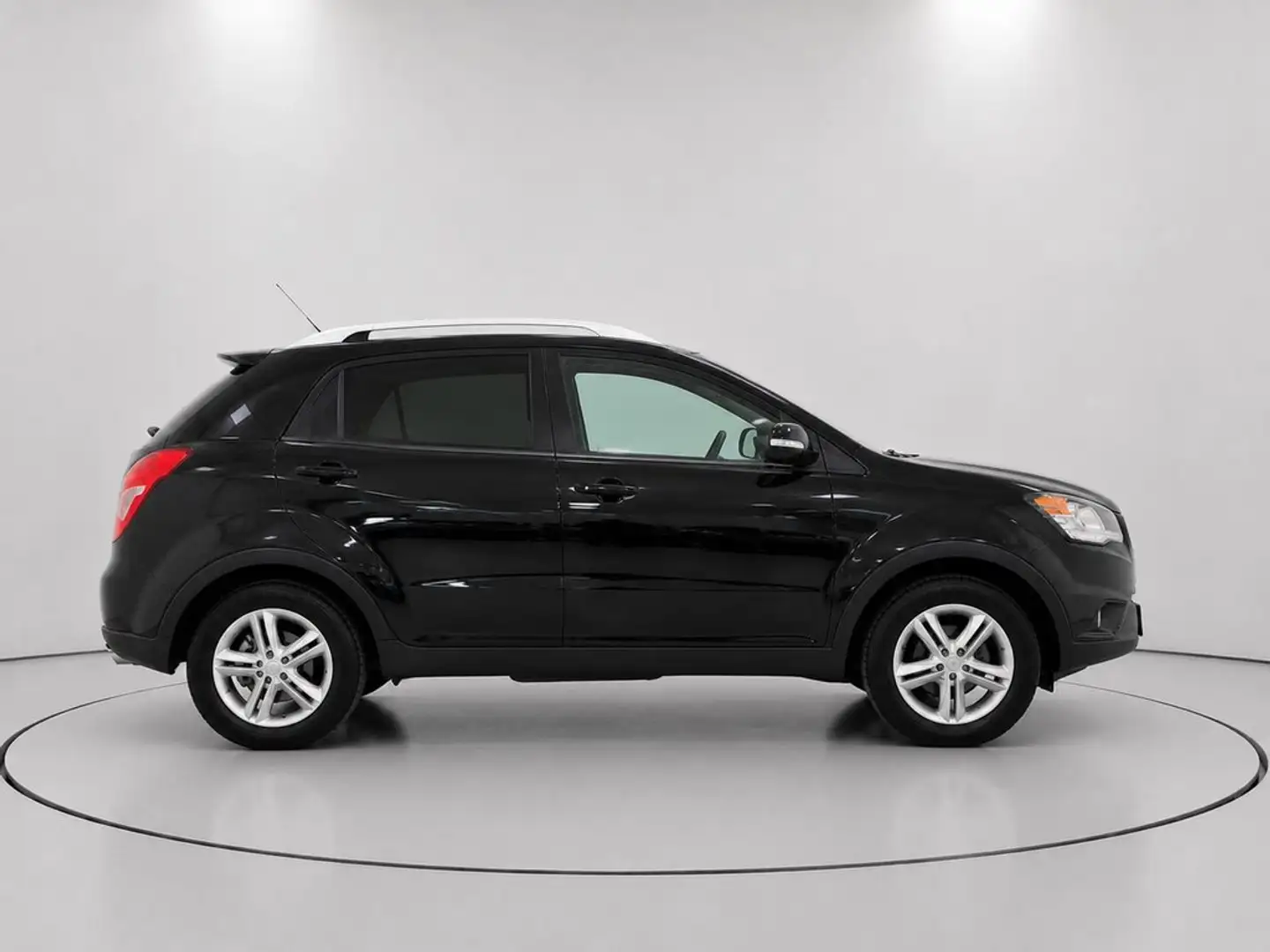 SsangYong Korando D20T Limited 4x2 Negro - 2