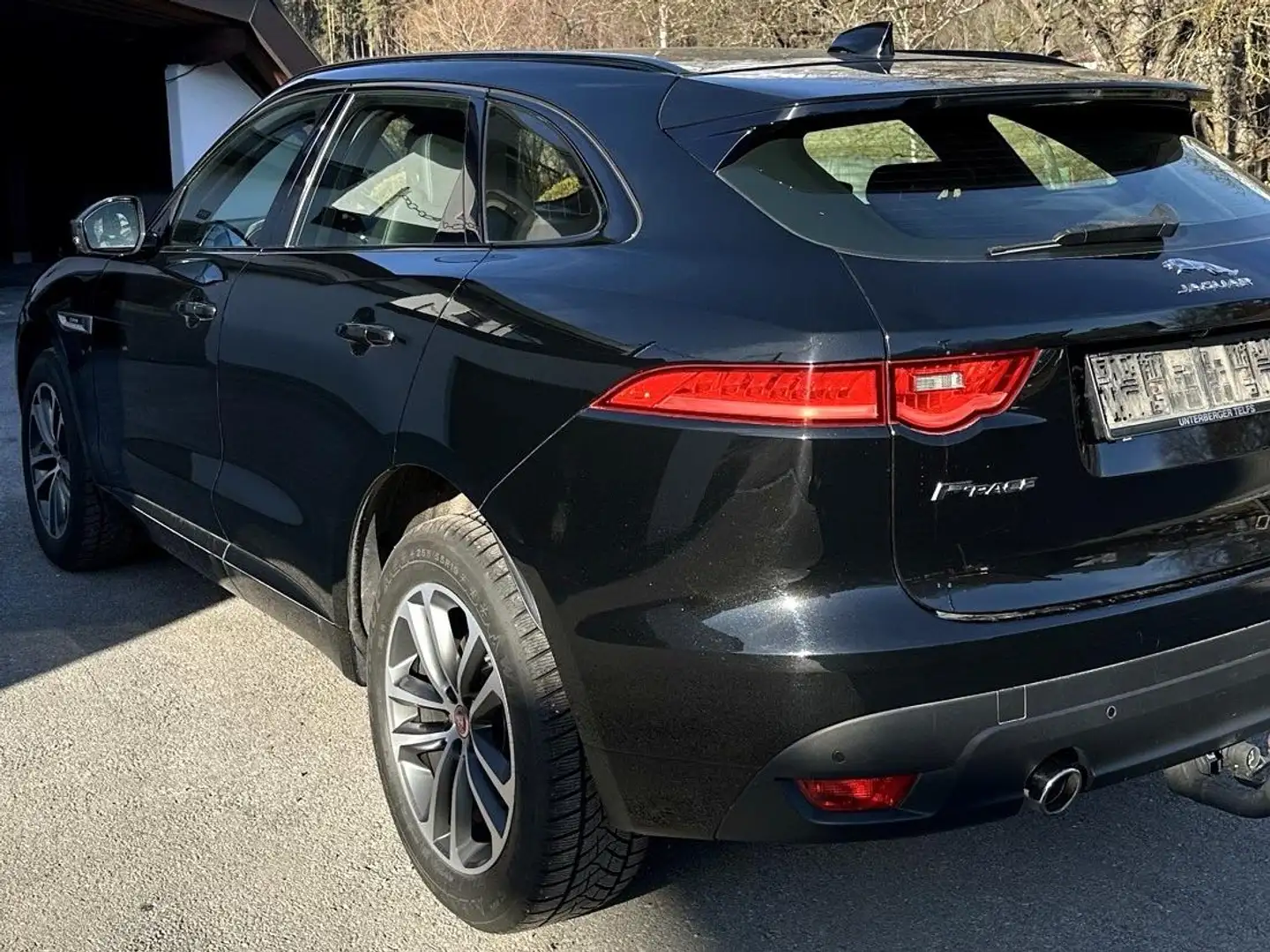 Jaguar F-Pace F-Pace 30d AWD R-Sport Aut. R-Sport - 2