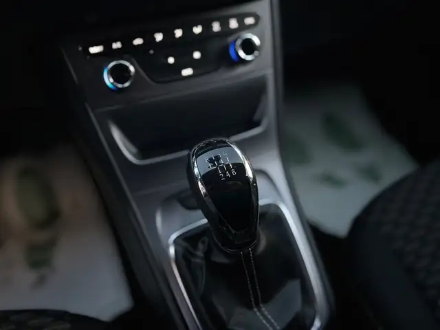 Opel Astra view 13