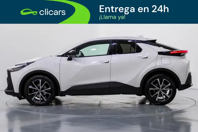 Toyota C-HR view 8