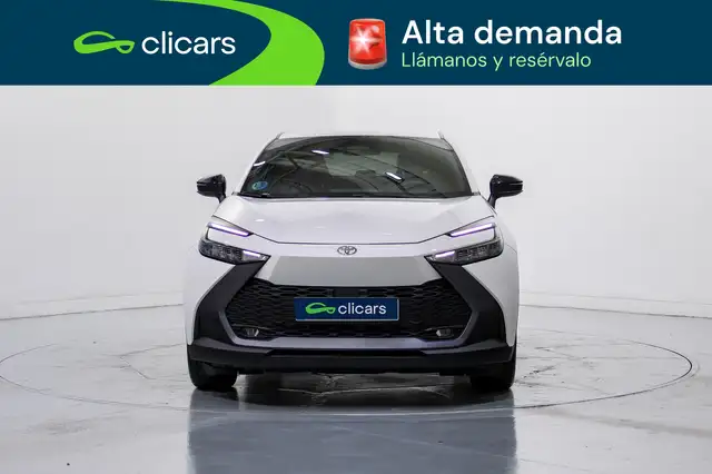 Toyota C-HR view 2