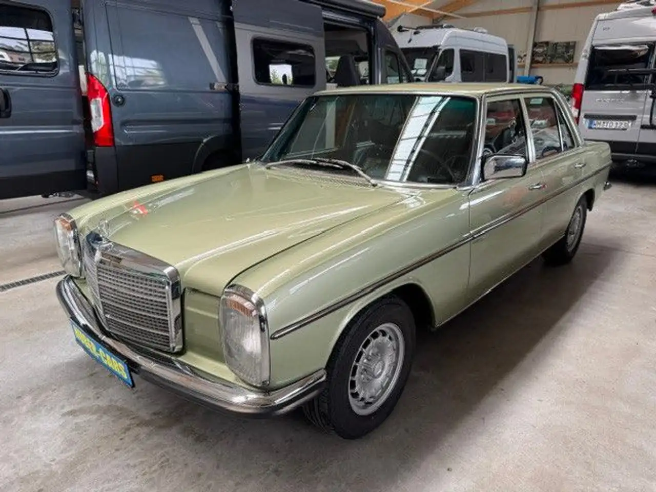 Mercedes-Benz 230 .6 m. H-Kennzeichen *TÜV 5/27*, foto 3