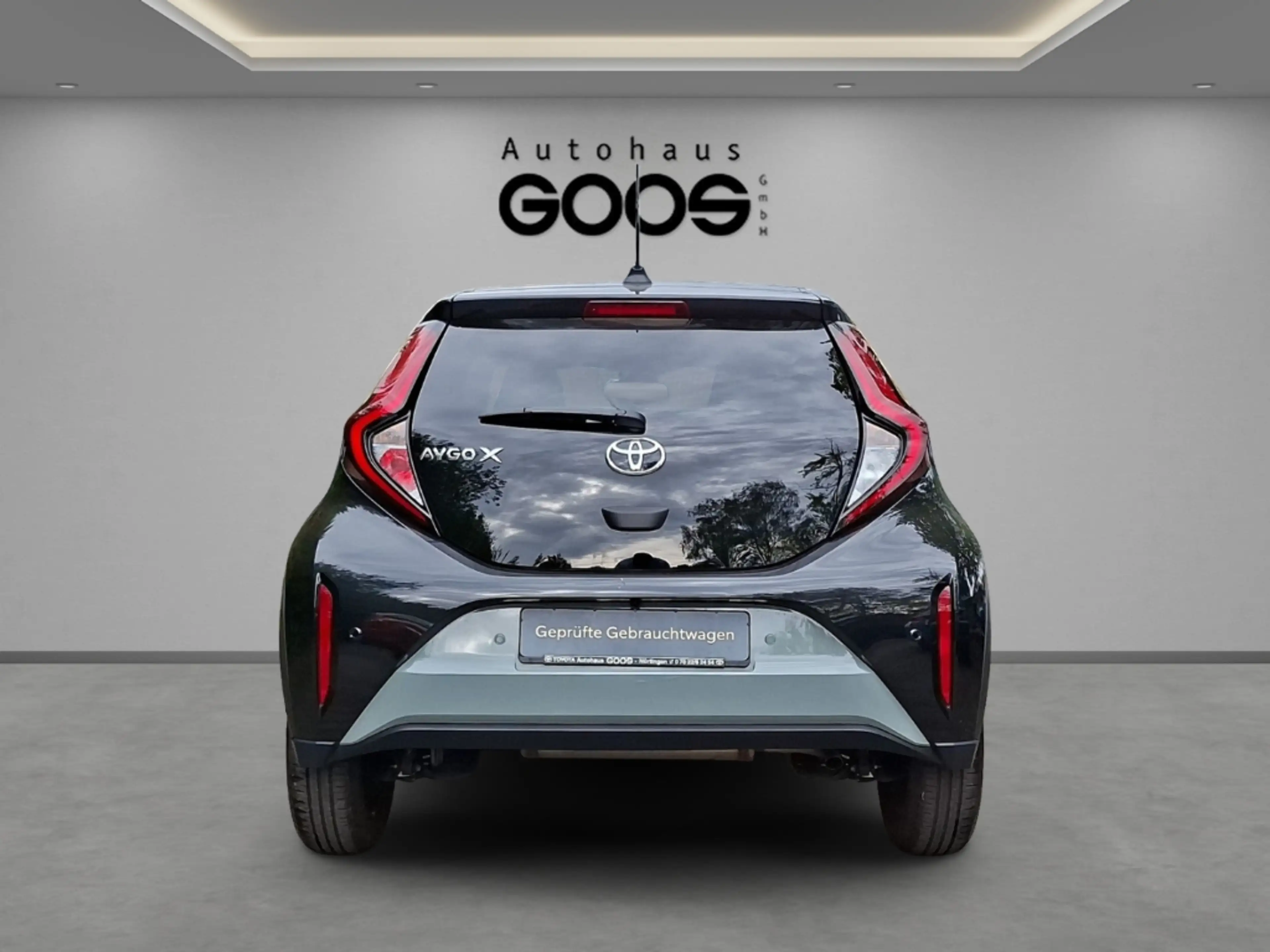 Toyota Aygo X Air Team D Faltdach LED Apple CarPlay Android Auto — photo 4