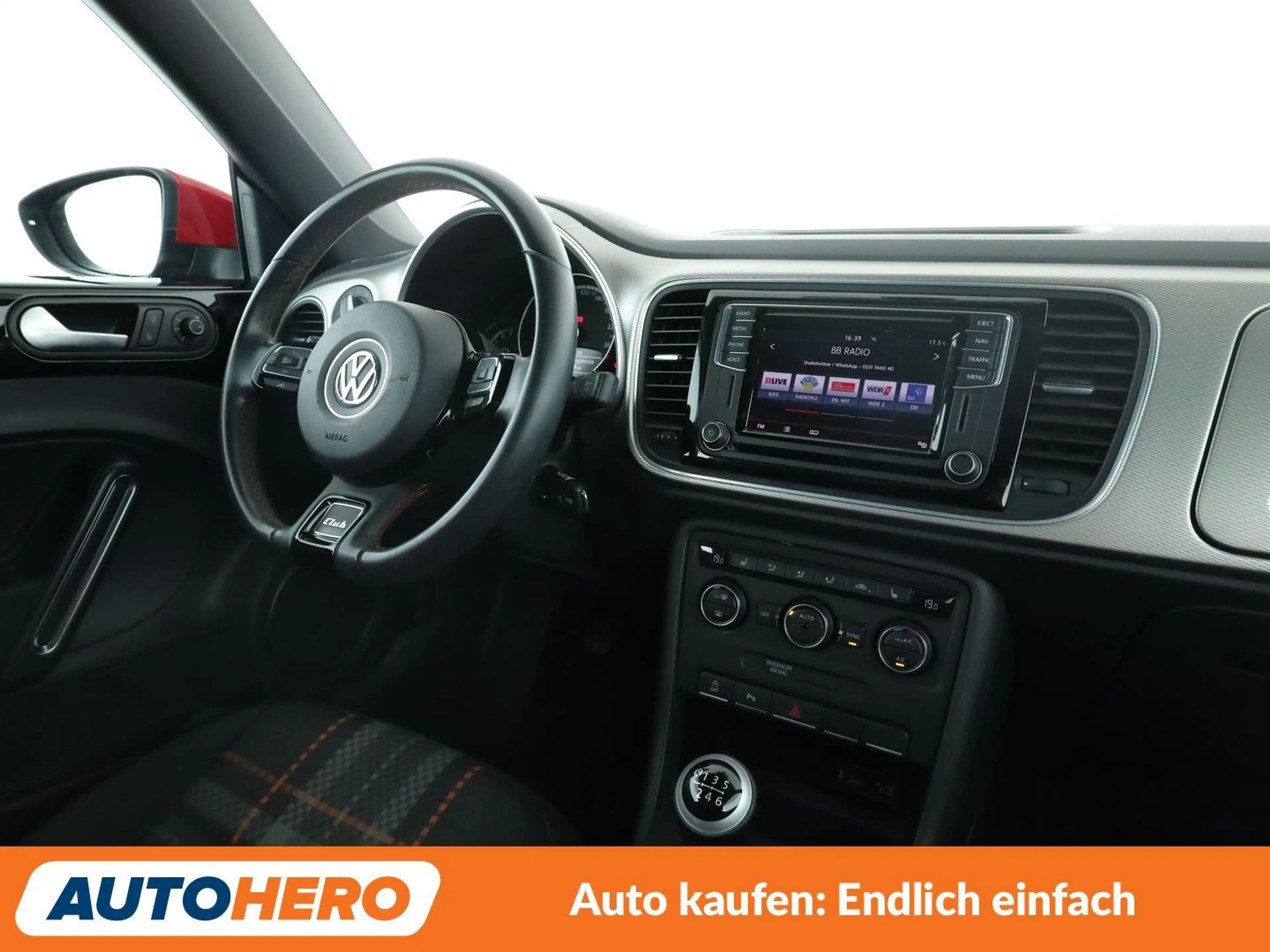 Volkswagen Beetle 1.2 TSI Club BlueMotion Tech *NAVI*TEMPO*PDC*SHZ* — photo 13