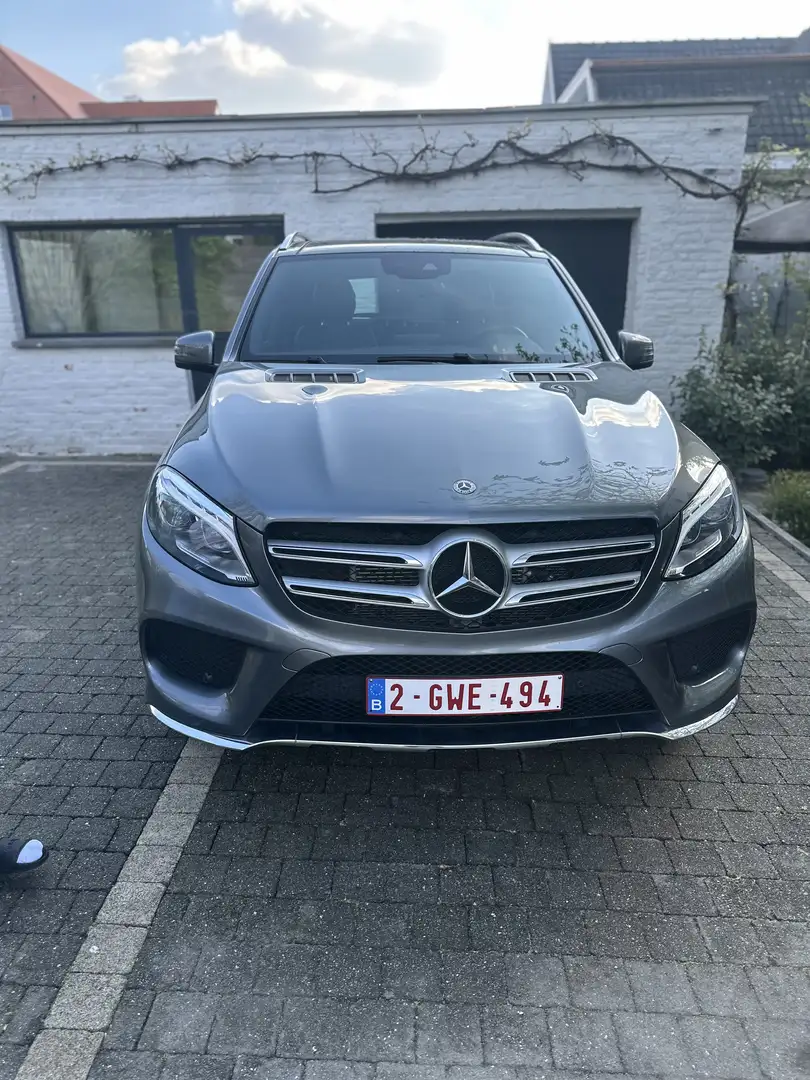 Mercedes-Benz GLE 500 e 4Matic 7G-TRONIC AMG Line - 2