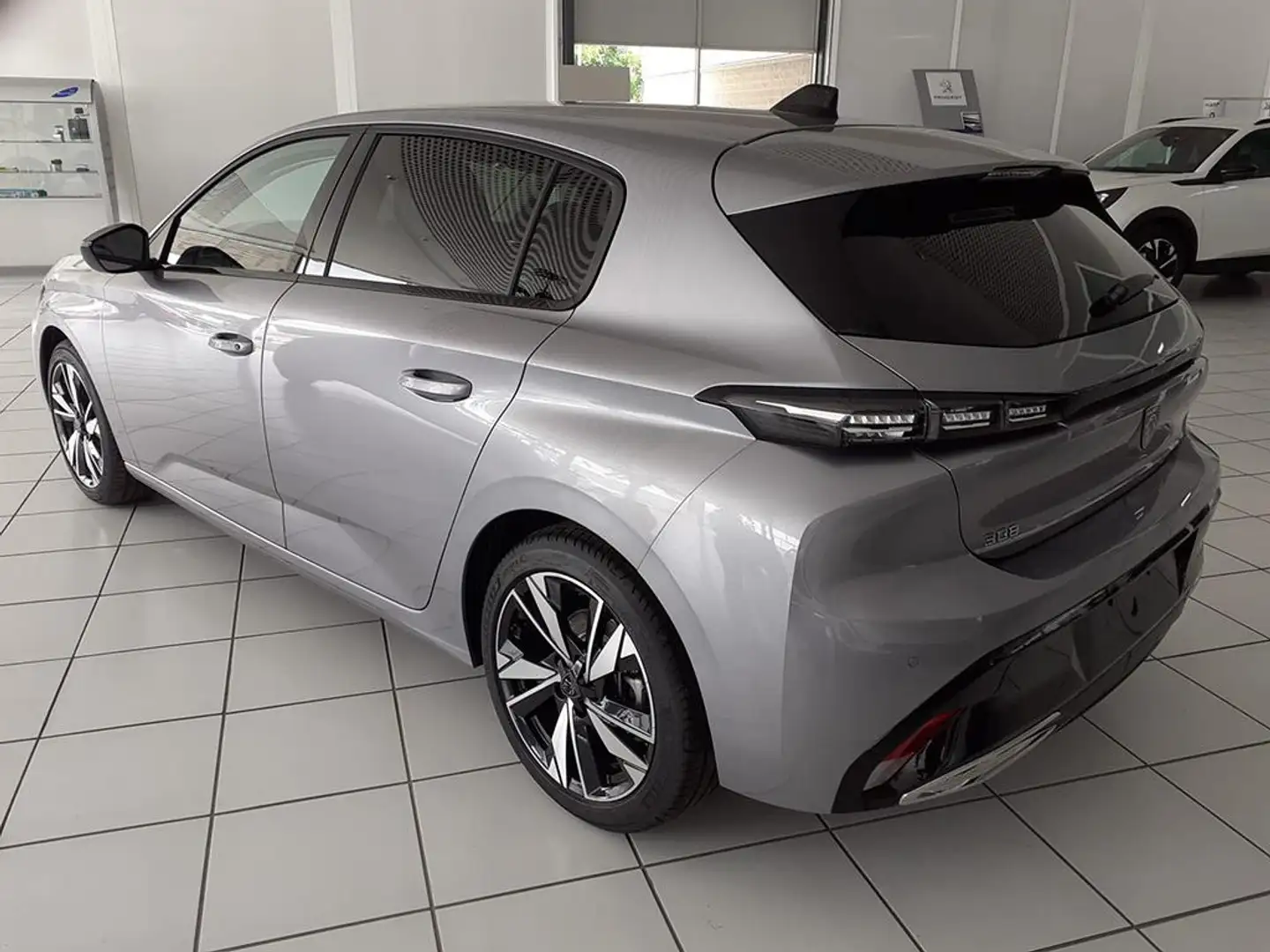 Peugeot 308 1.2 PureTech S&S Allure EAT8 130 Grau - 2