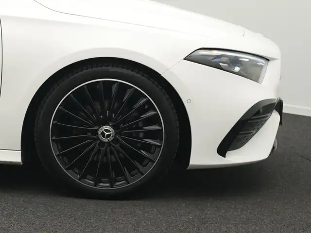 Mercedes-Benz A-Class view 8