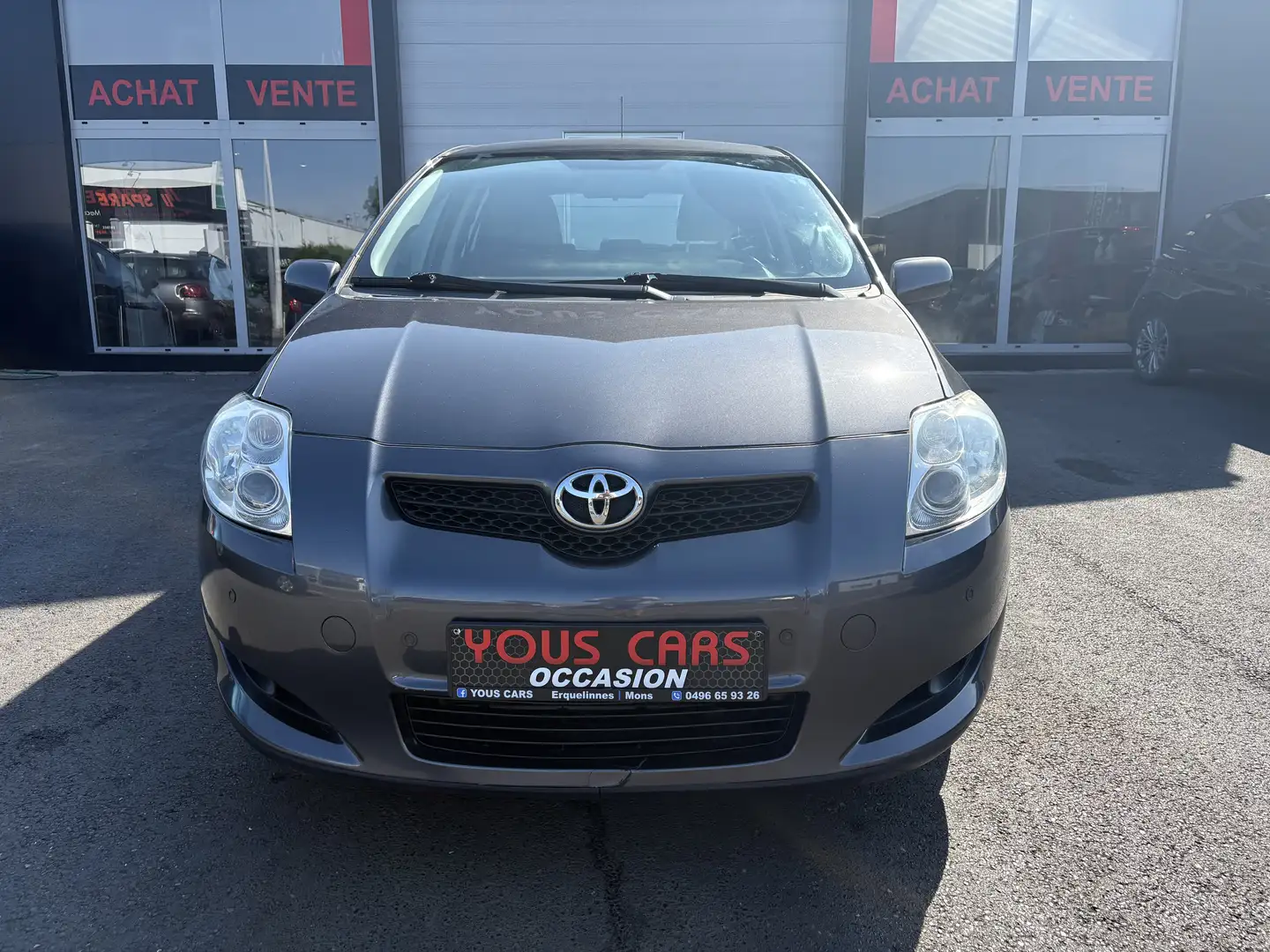 Toyota Auris Auris 1.4i VVT-i Linea Luna Gris - 2