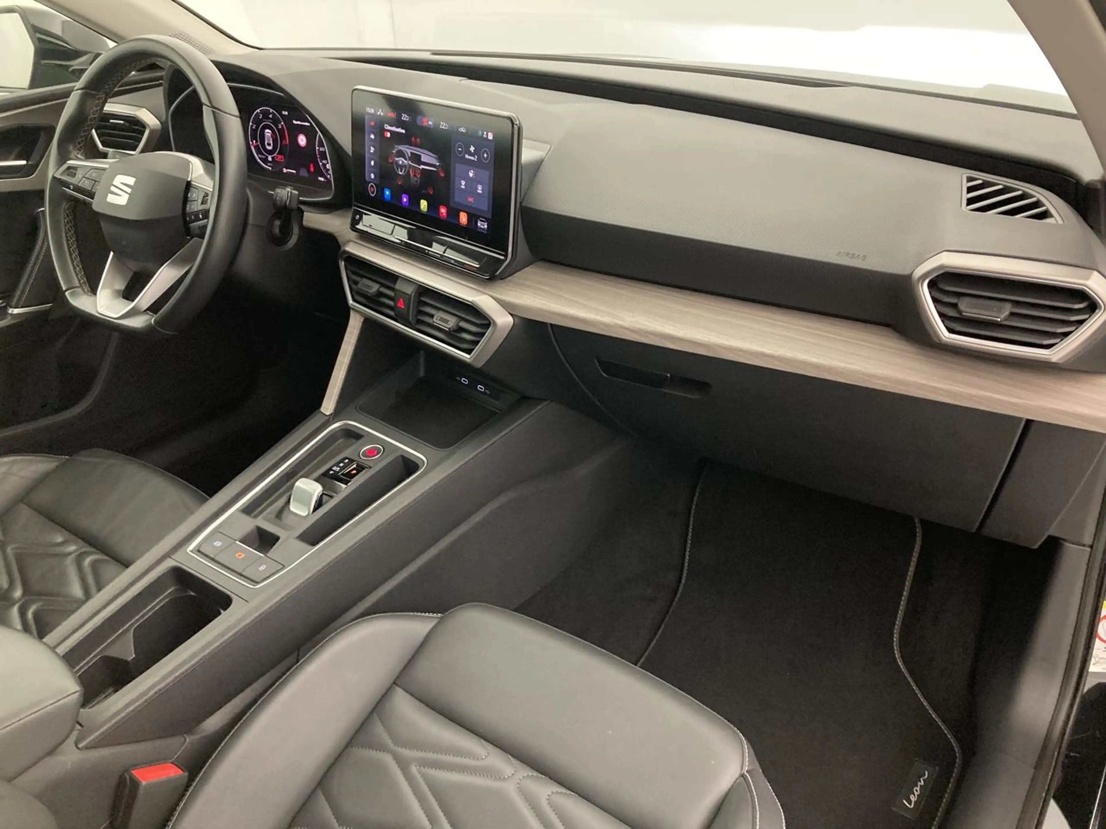 SEAT Leon Xcellence 2.0 TDI 150 (110kW) DSG — photo 7