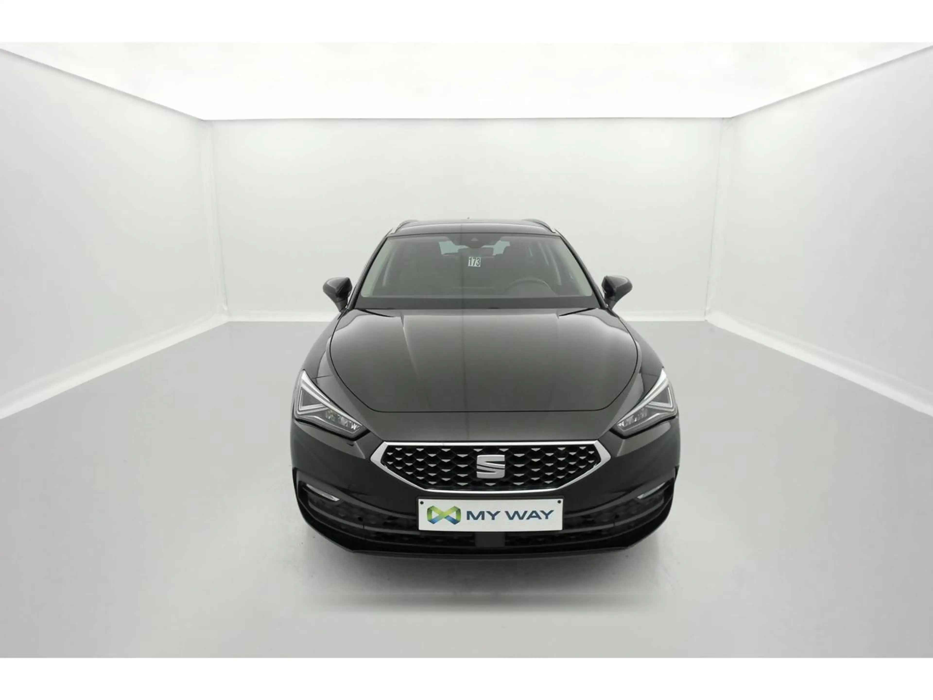 SEAT Leon Xcellence 2.0 TDI 150 (110kW) DSG — photo 2