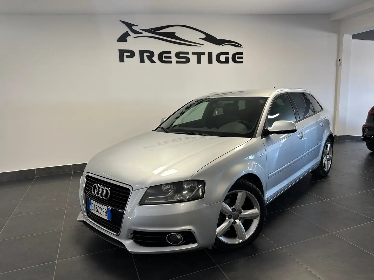 Audi A3 A3 2.0 SPB 140CV S-LINE PARI AL NUOVO P.CONEGNA Grigio - 1