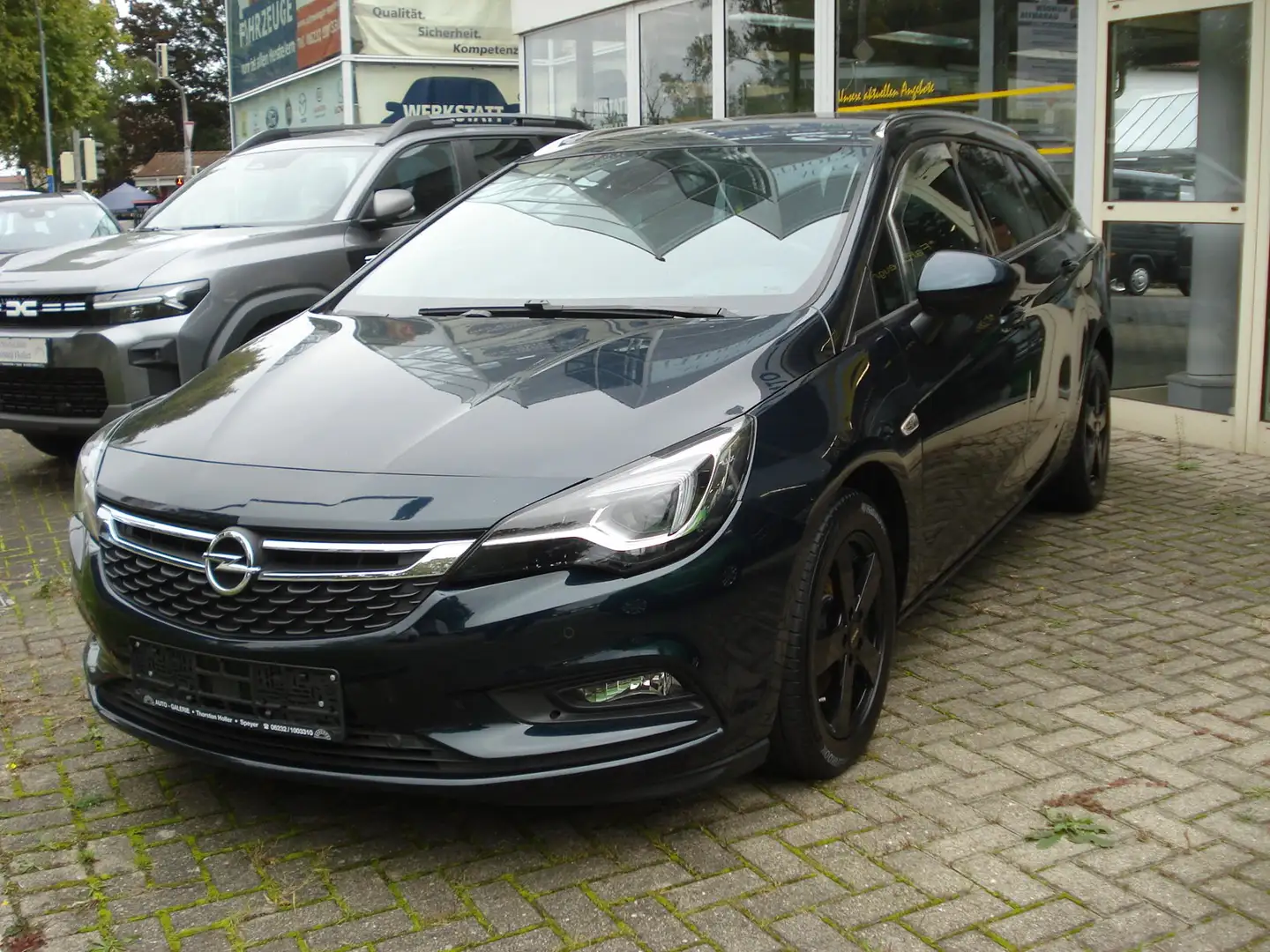 Opel Astra Innovation Start/Stop Grün - 2