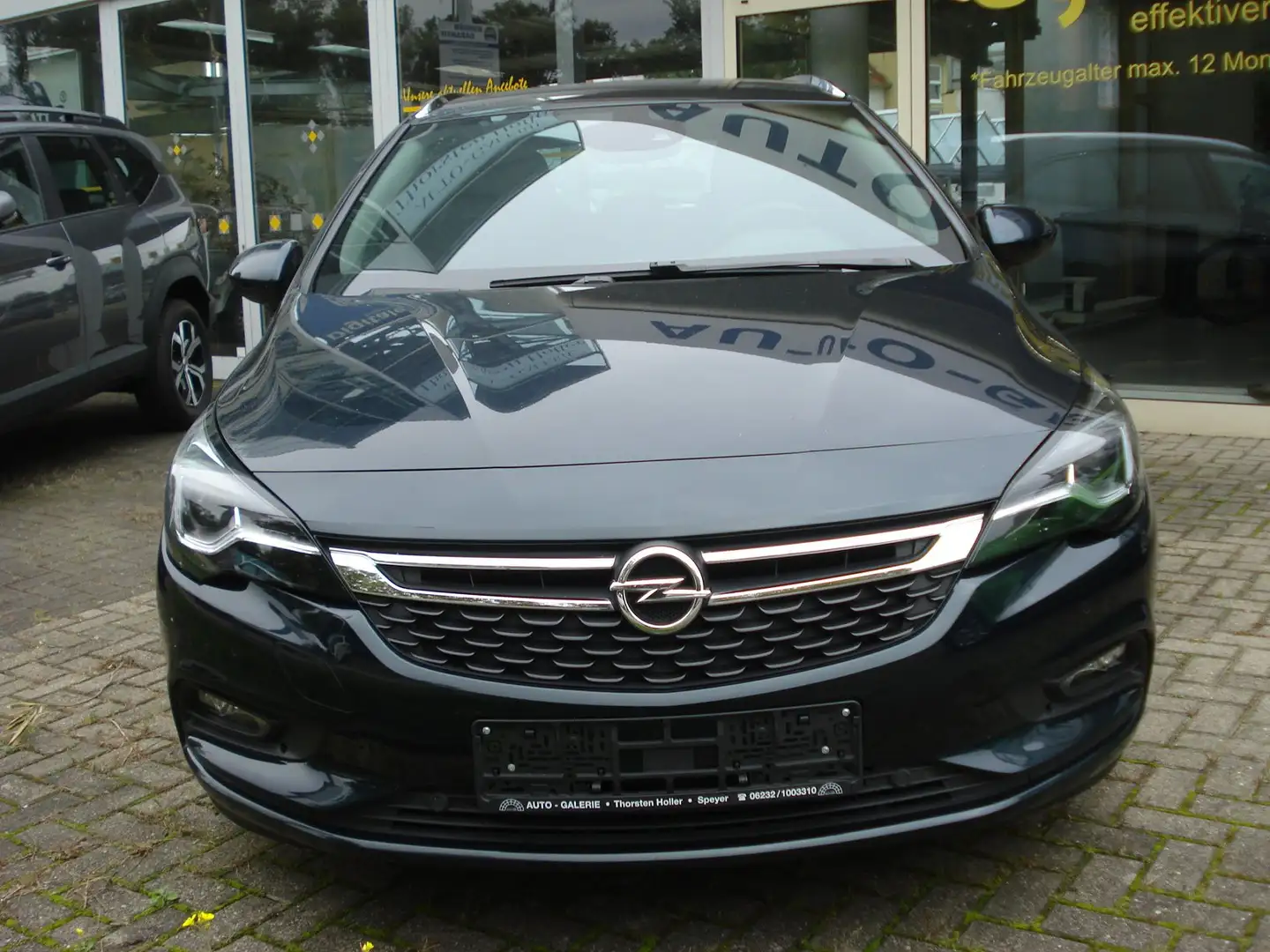Opel Astra Innovation Start/Stop Grün - 1