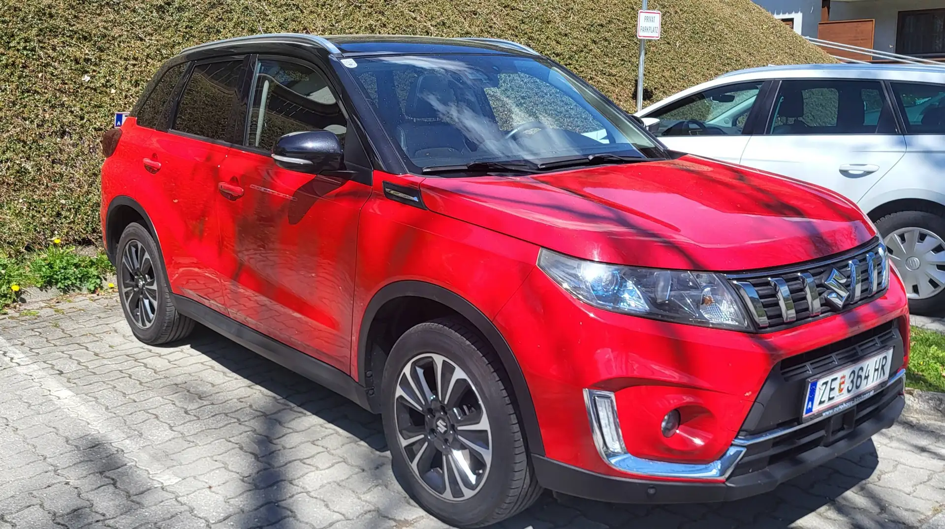 Suzuki Vitara Vitara 1,0 DITC ALLGRIP flash flash Rot - 1