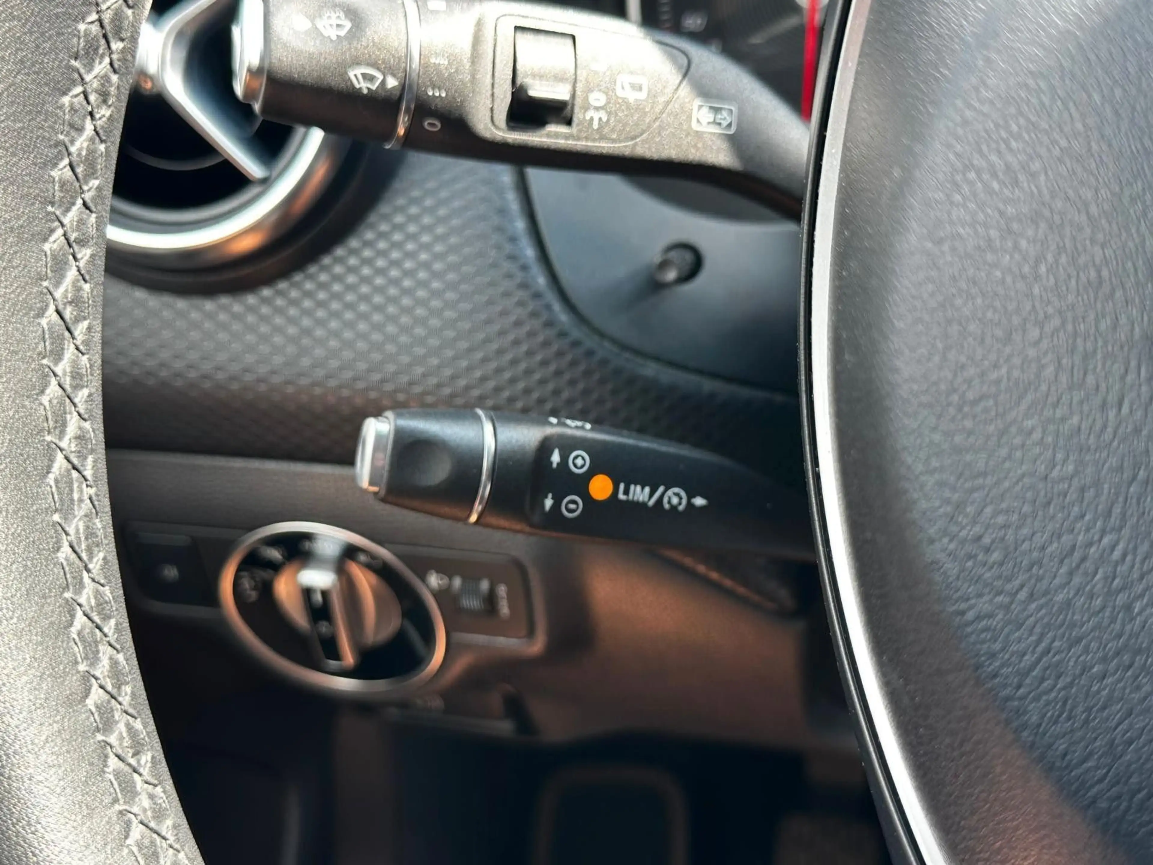 Mercedes-Benz A 180 BlueEfficiency Style* NAVI * SHZ * 69tkm * — photo 13