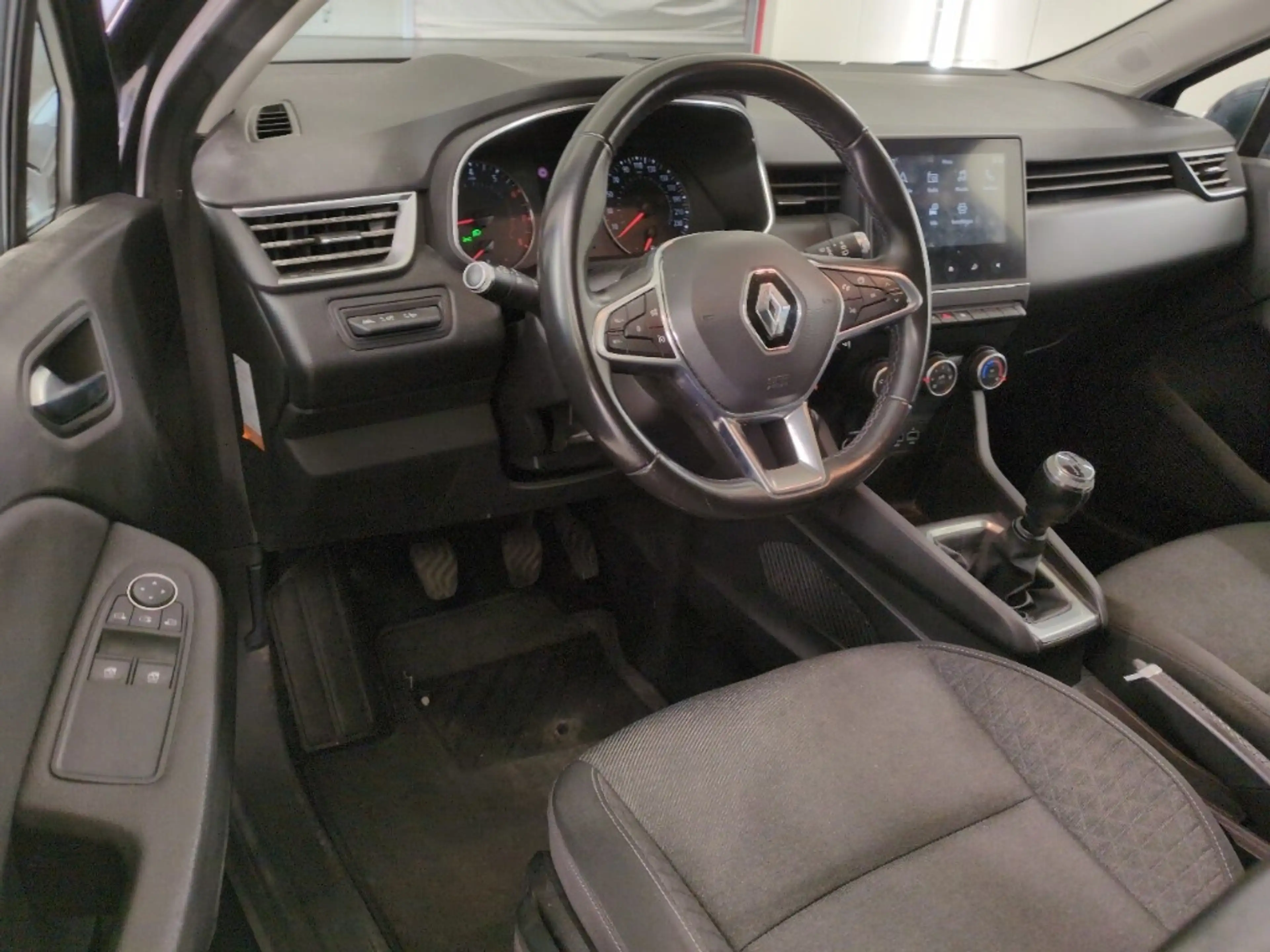 Renault Clio 1.0 TCe ZEN + APPLE CARPLAY/LMV 16"/AIRCO/LED/CRUI — photo 5