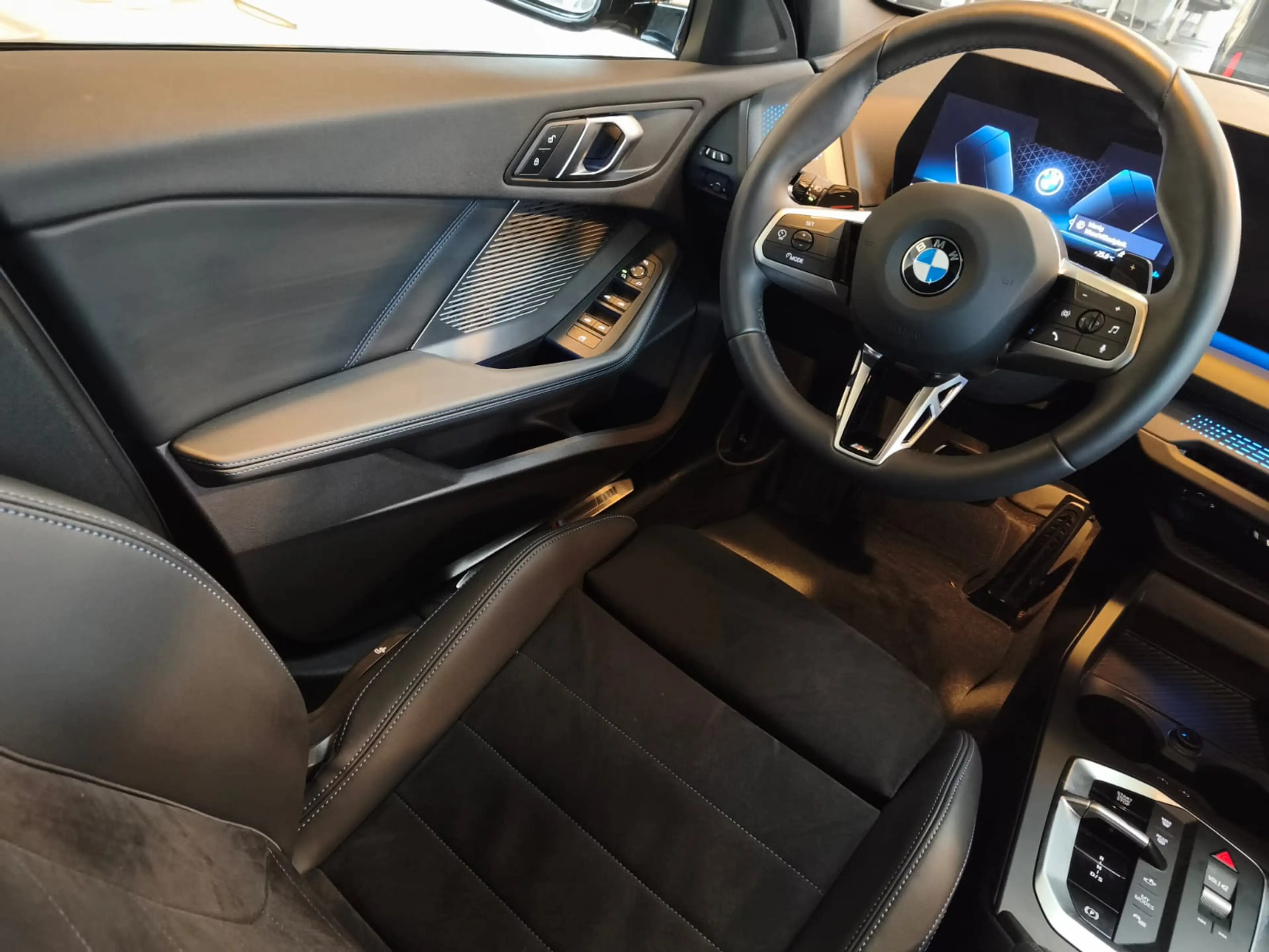 BMW 120 i M Sport Dr.As+/19"/ACC/PANO — photo 10