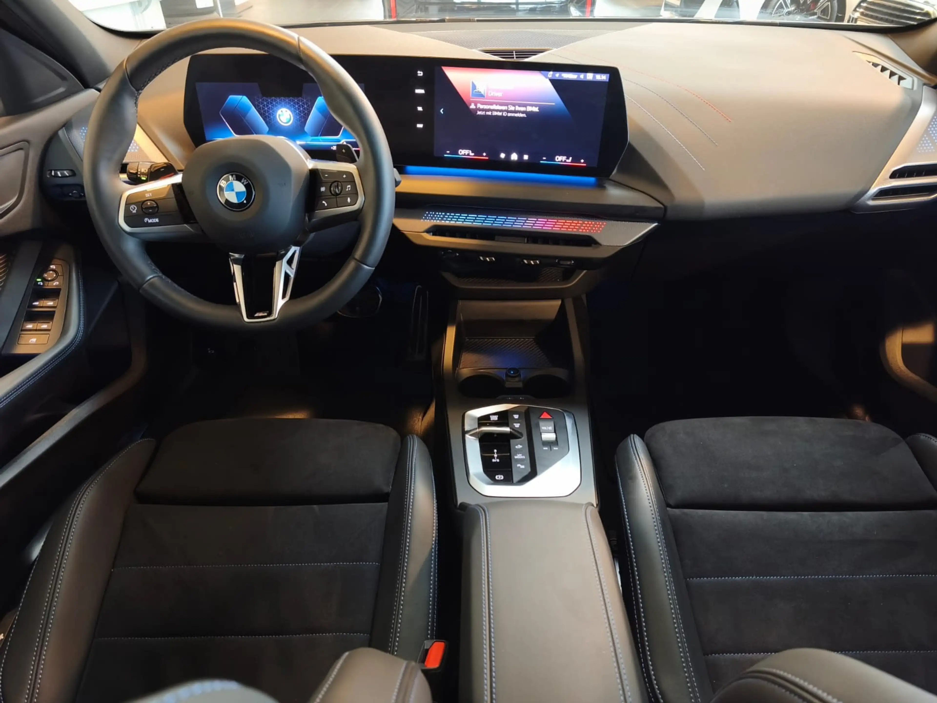 BMW 120 i M Sport Dr.As+/19"/ACC/PANO — photo 9