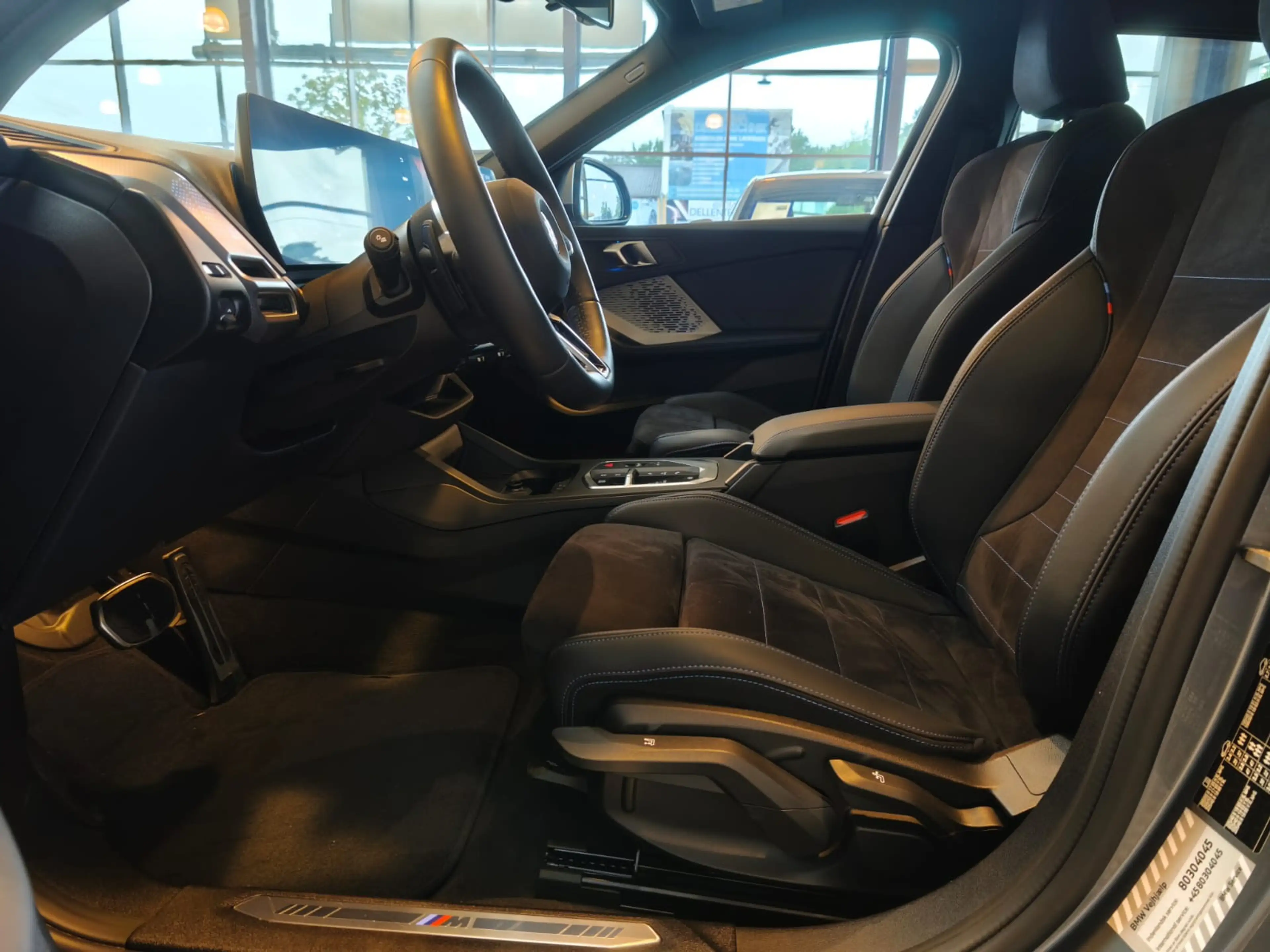 BMW 120 i M Sport Dr.As+/19"/ACC/PANO — photo 8