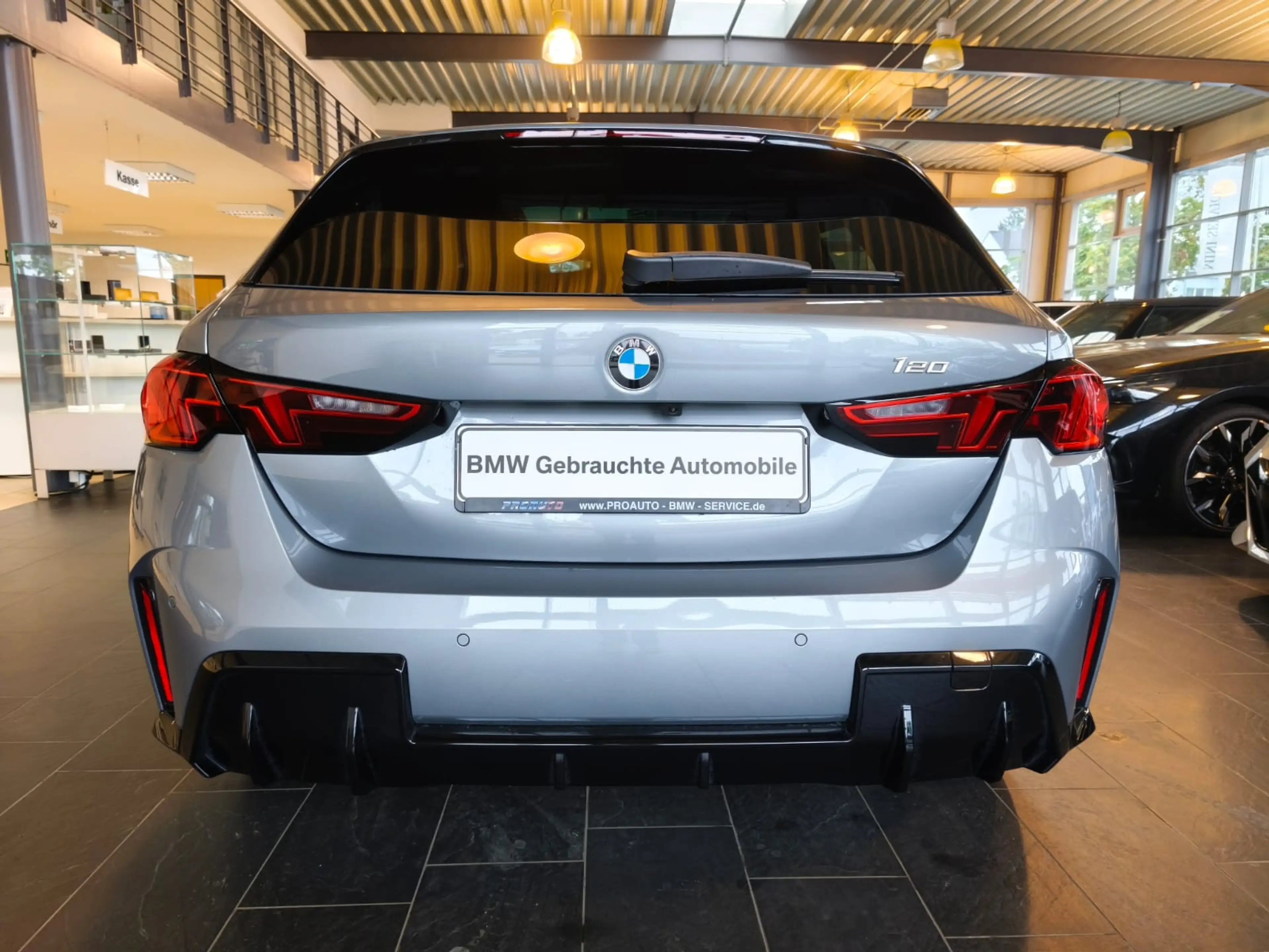 BMW 120 i M Sport Dr.As+/19"/ACC/PANO — photo 5