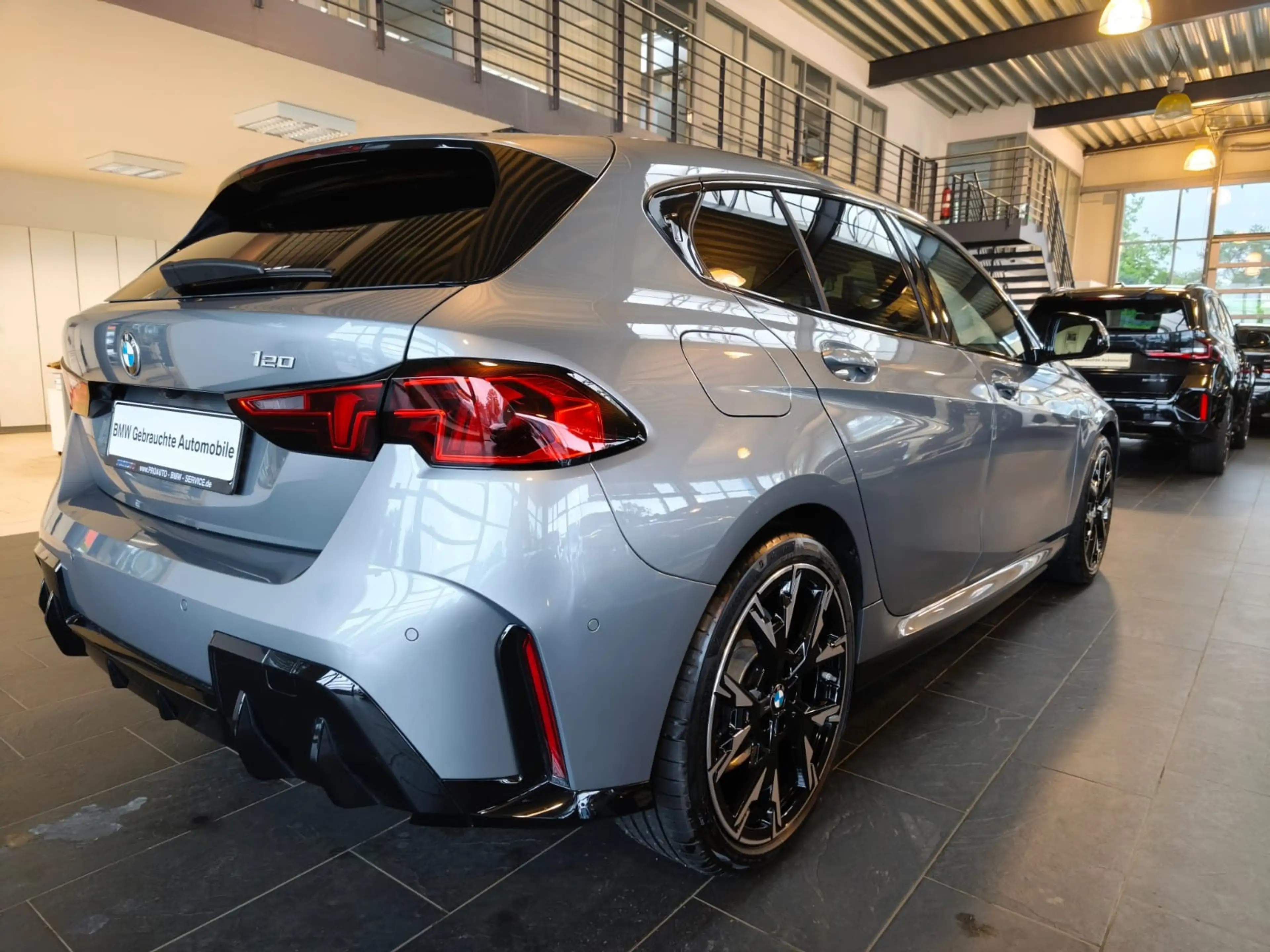 BMW 120 i M Sport Dr.As+/19"/ACC/PANO — photo 7
