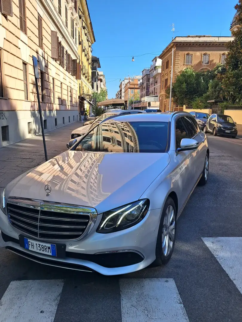 Mercedes-Benz E 220 SW d Exclusive auto - 1