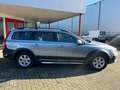 Volvo XC70 2.4 176PK Momentum Trekhaak/Bluethooth/Navigatie Gris - thumbnail 2