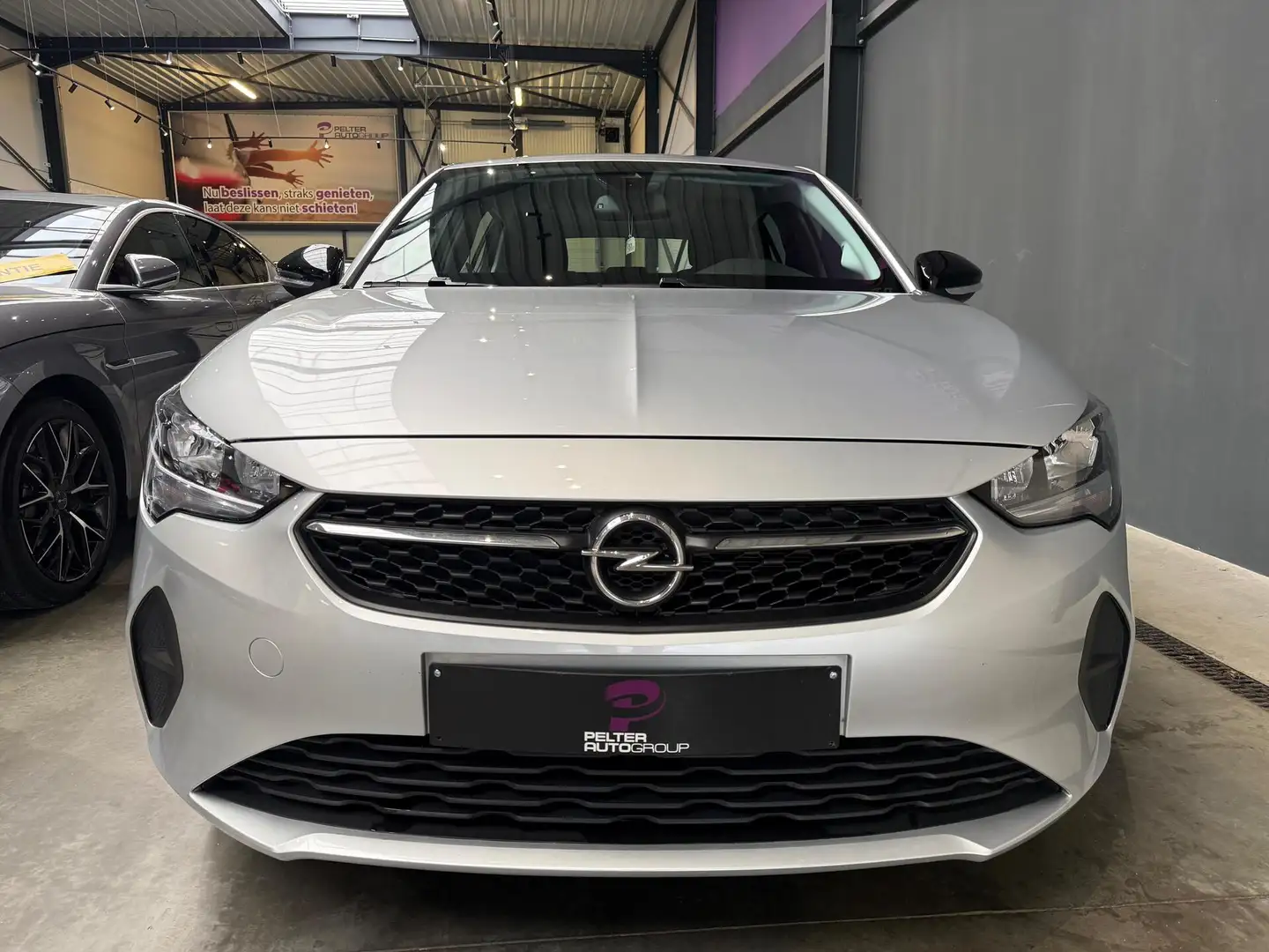 Opel Corsa 1.2i CarPlay Camera Cruise Control Gris - 2