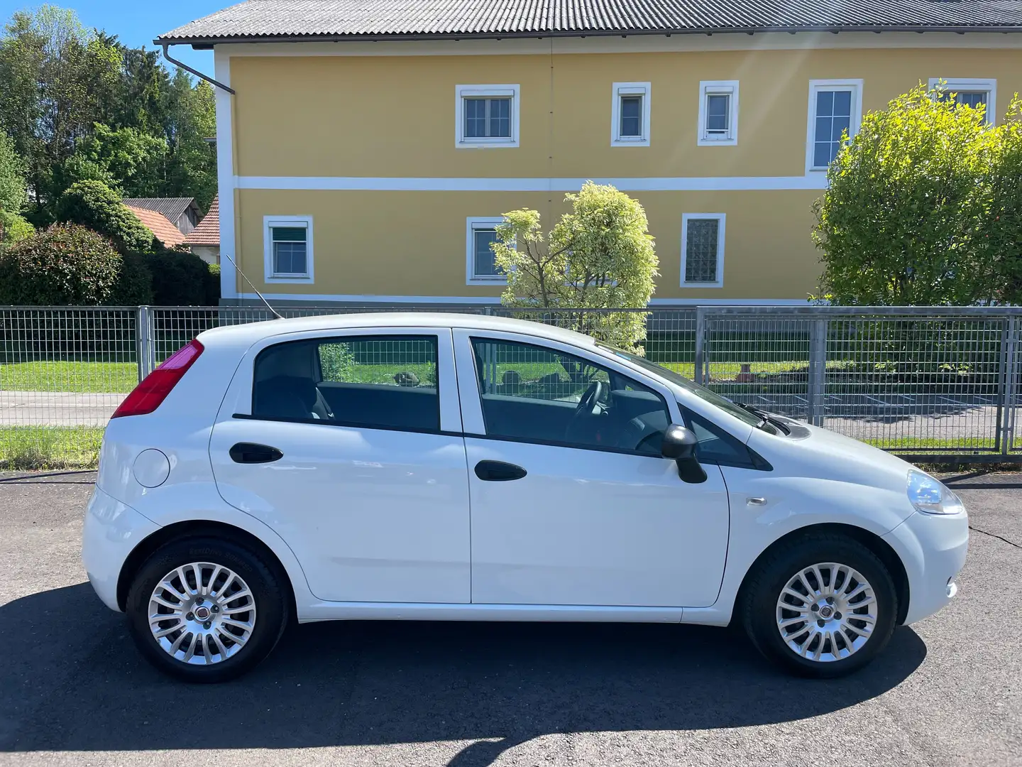 Fiat Punto Punto 75 **27.000KM**1.Besitz** Weiß - 2